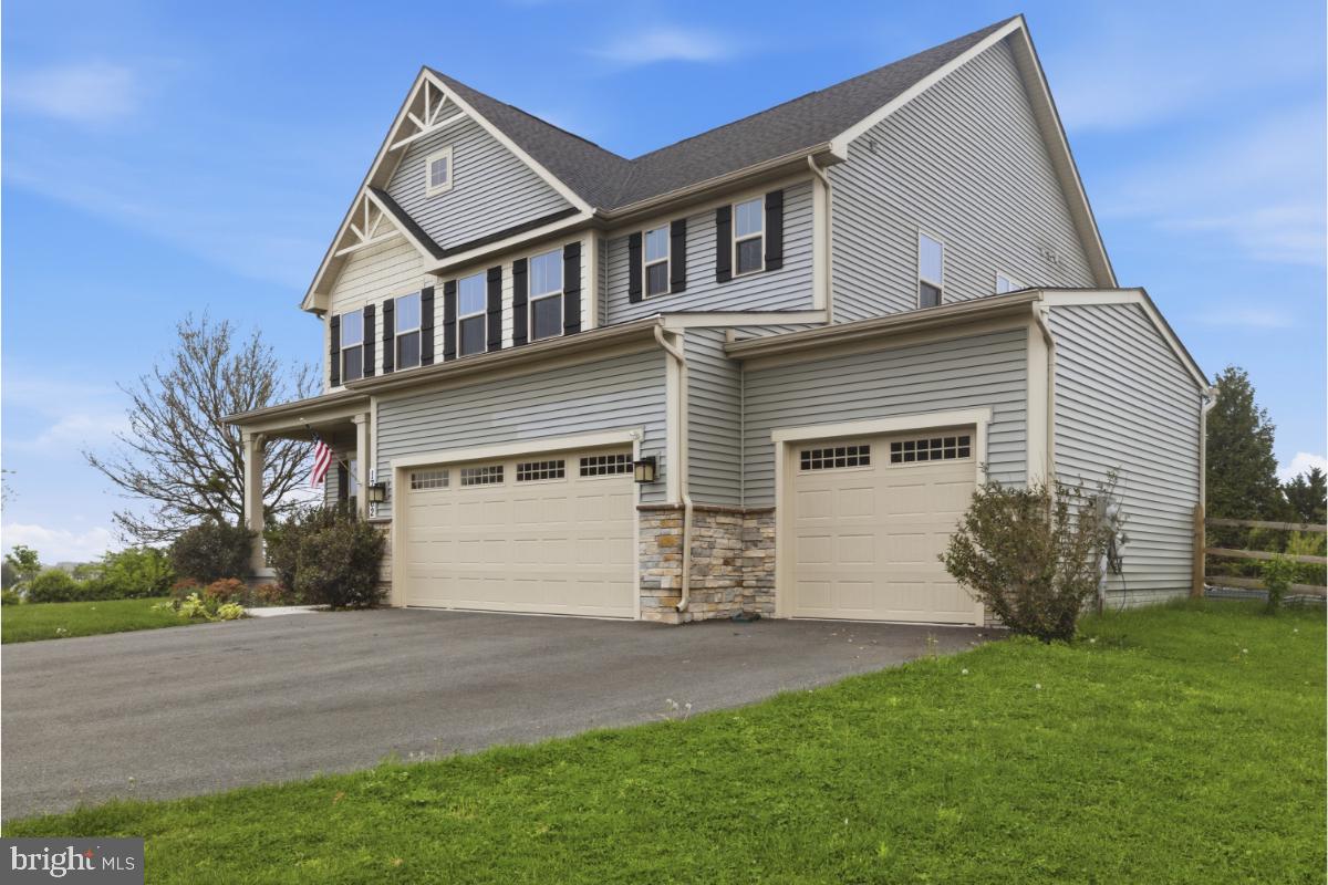 BROOKFIELD - Residential