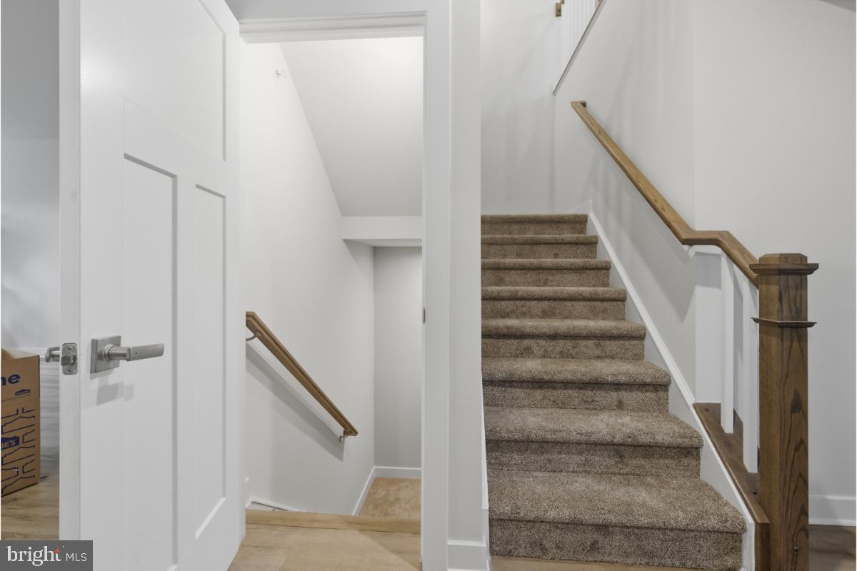 BROOKFIELD - Residential
