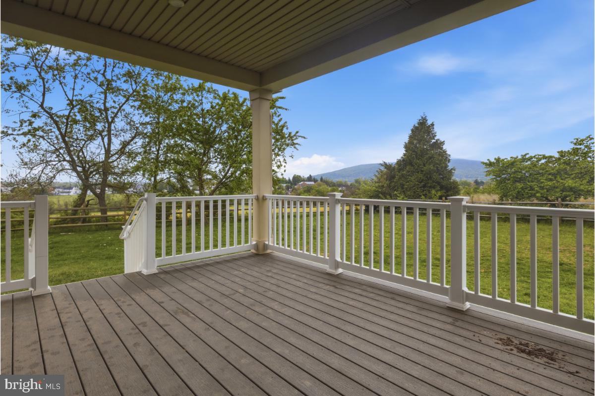 BROOKFIELD - Residential