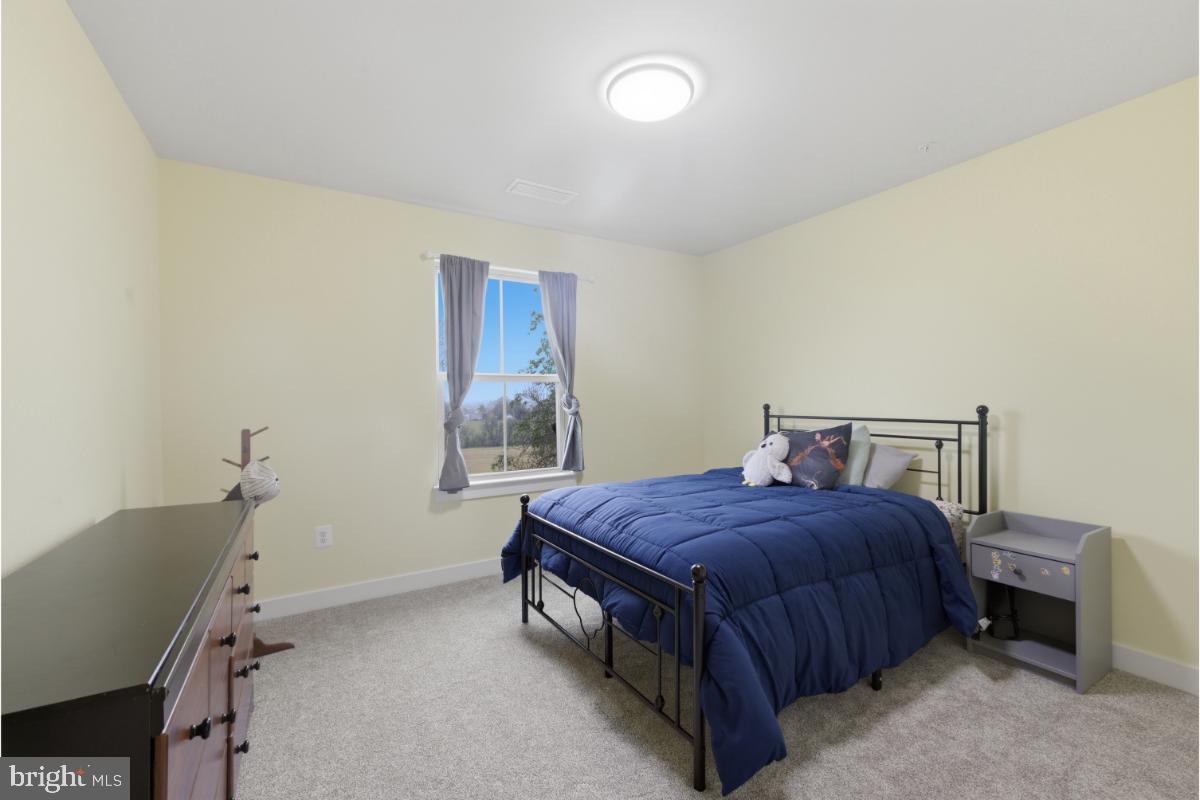 BROOKFIELD - Residential