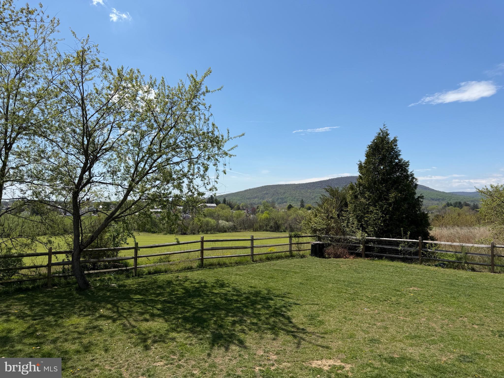 BROOKFIELD - Residential