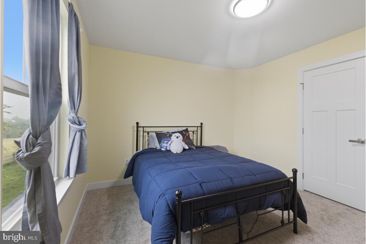BROOKFIELD - Residential