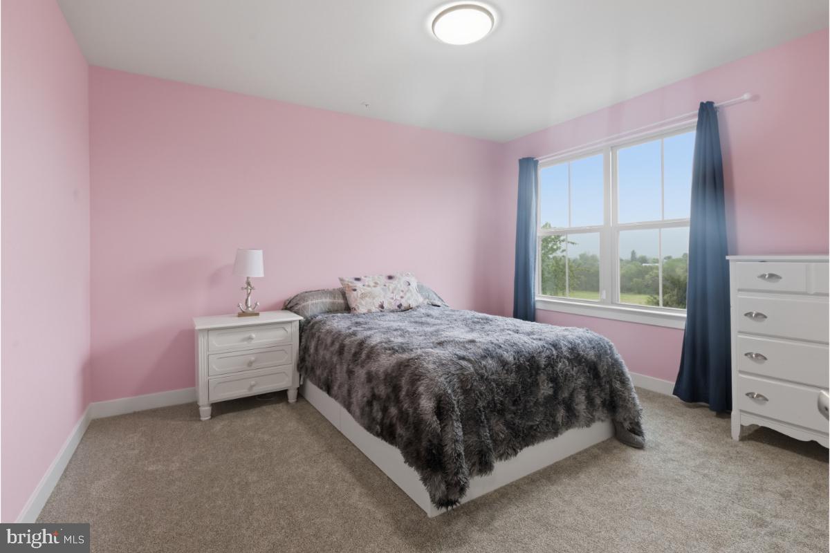 BROOKFIELD - Residential