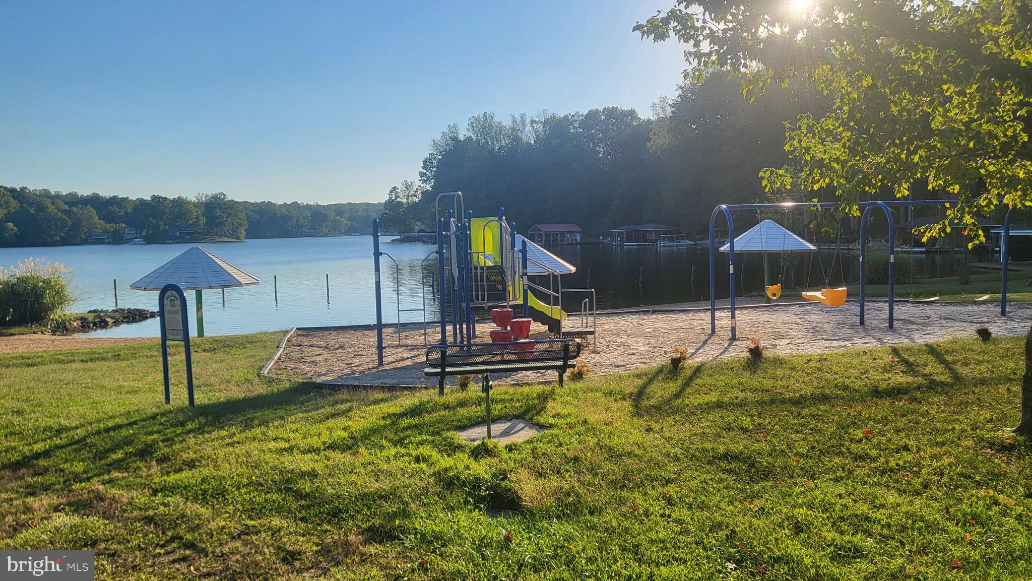 BLUE RIDGE SHORES - Land