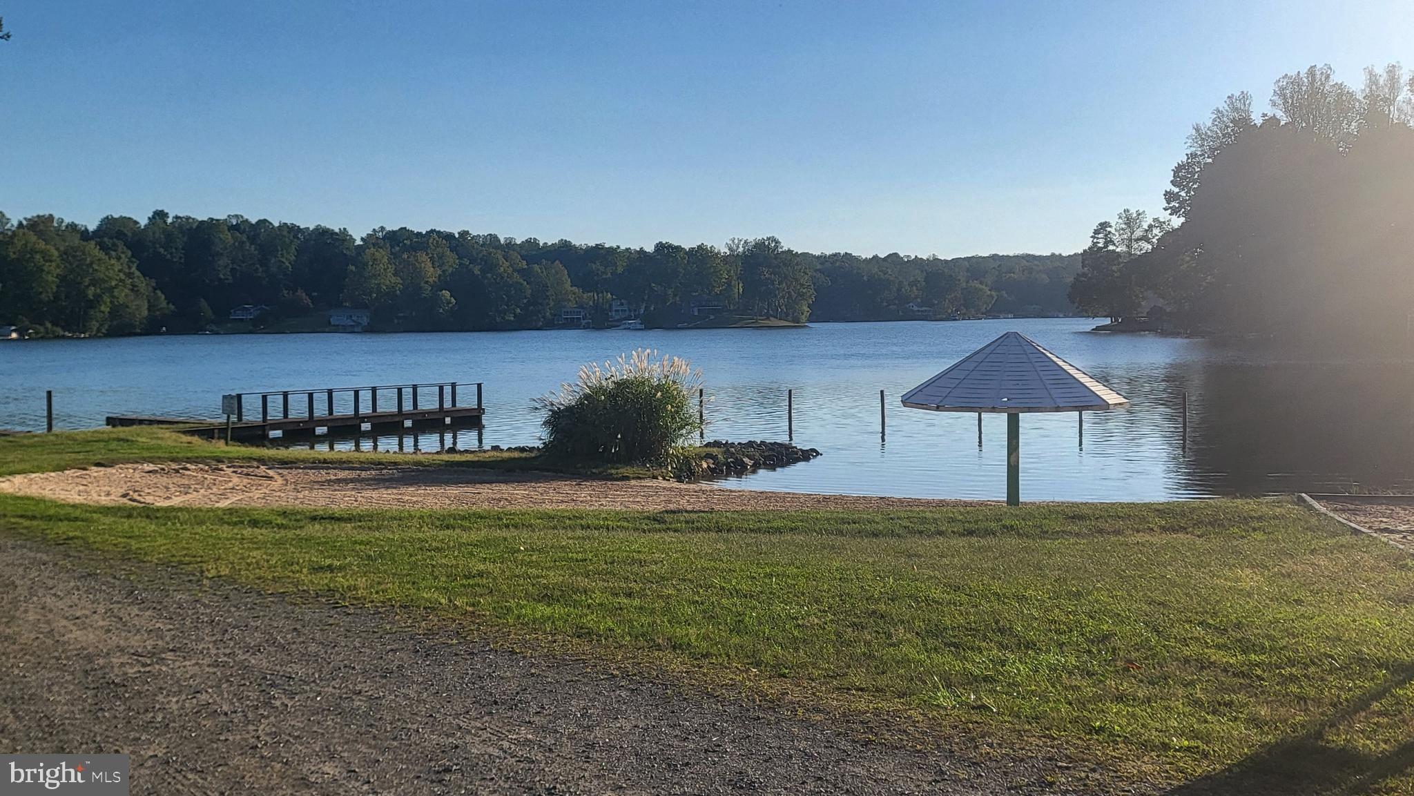 BLUE RIDGE SHORES - Land