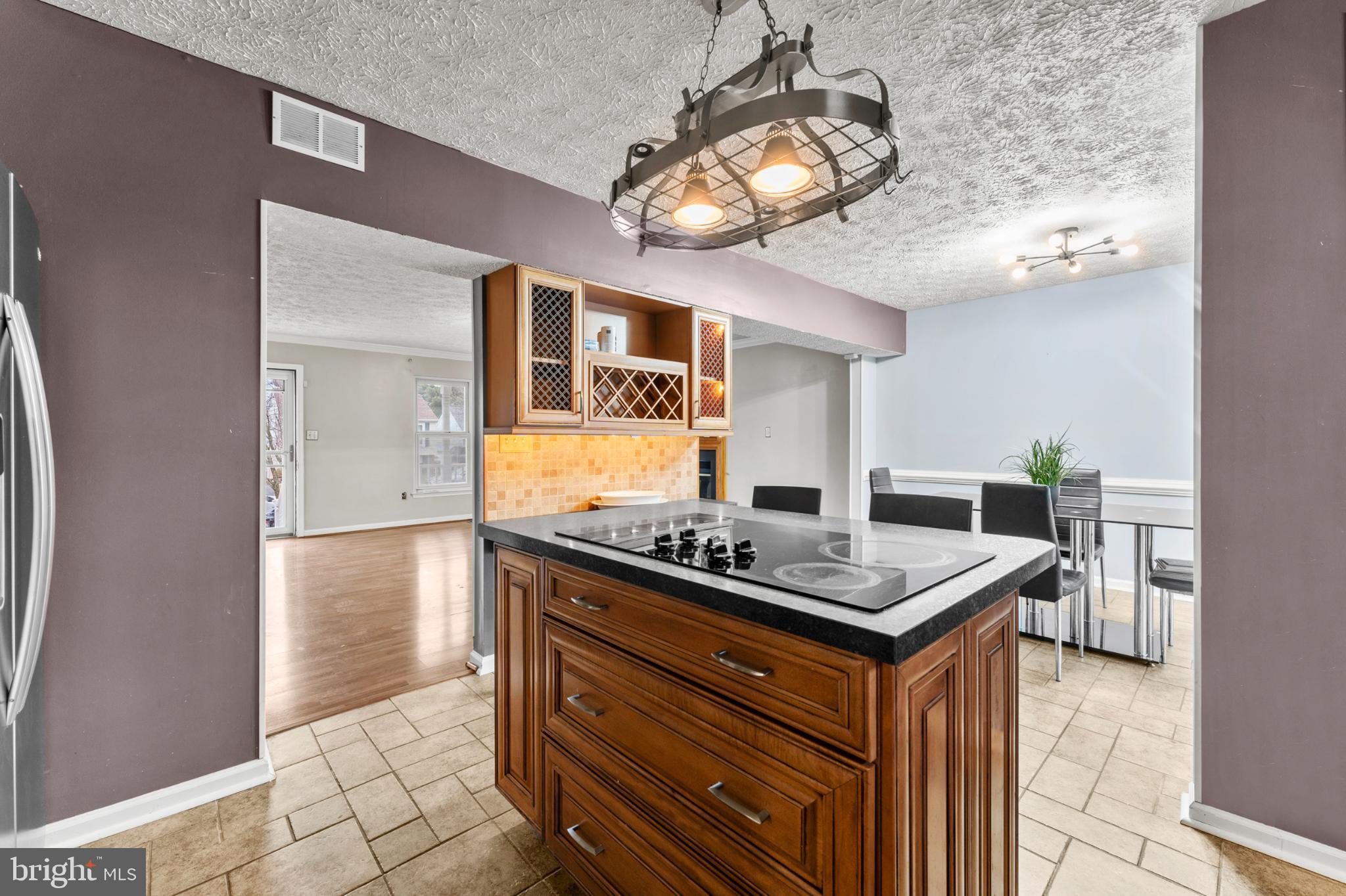 HARBOUR OAKS - Residential