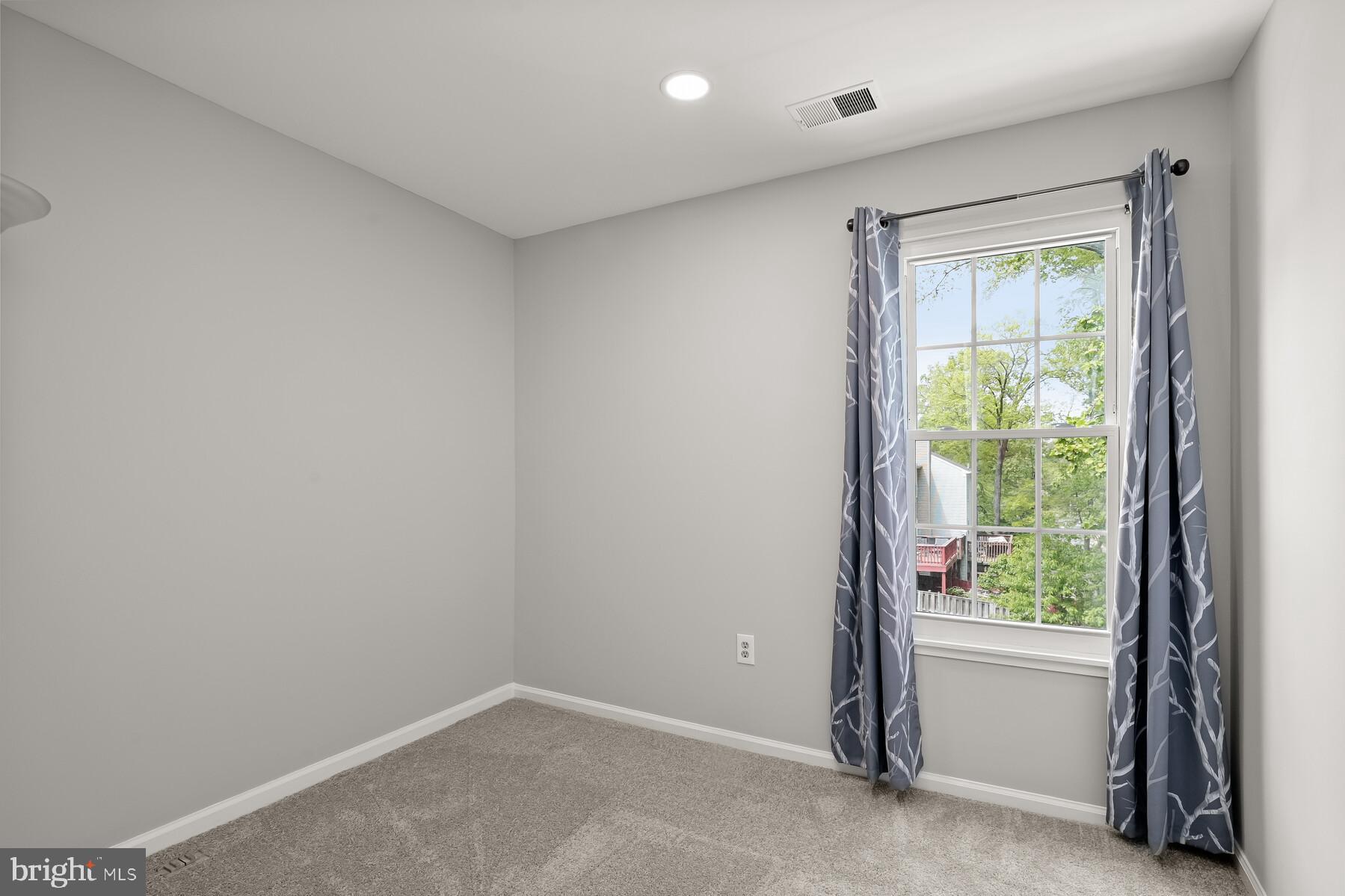 SENECA FOREST - Residential