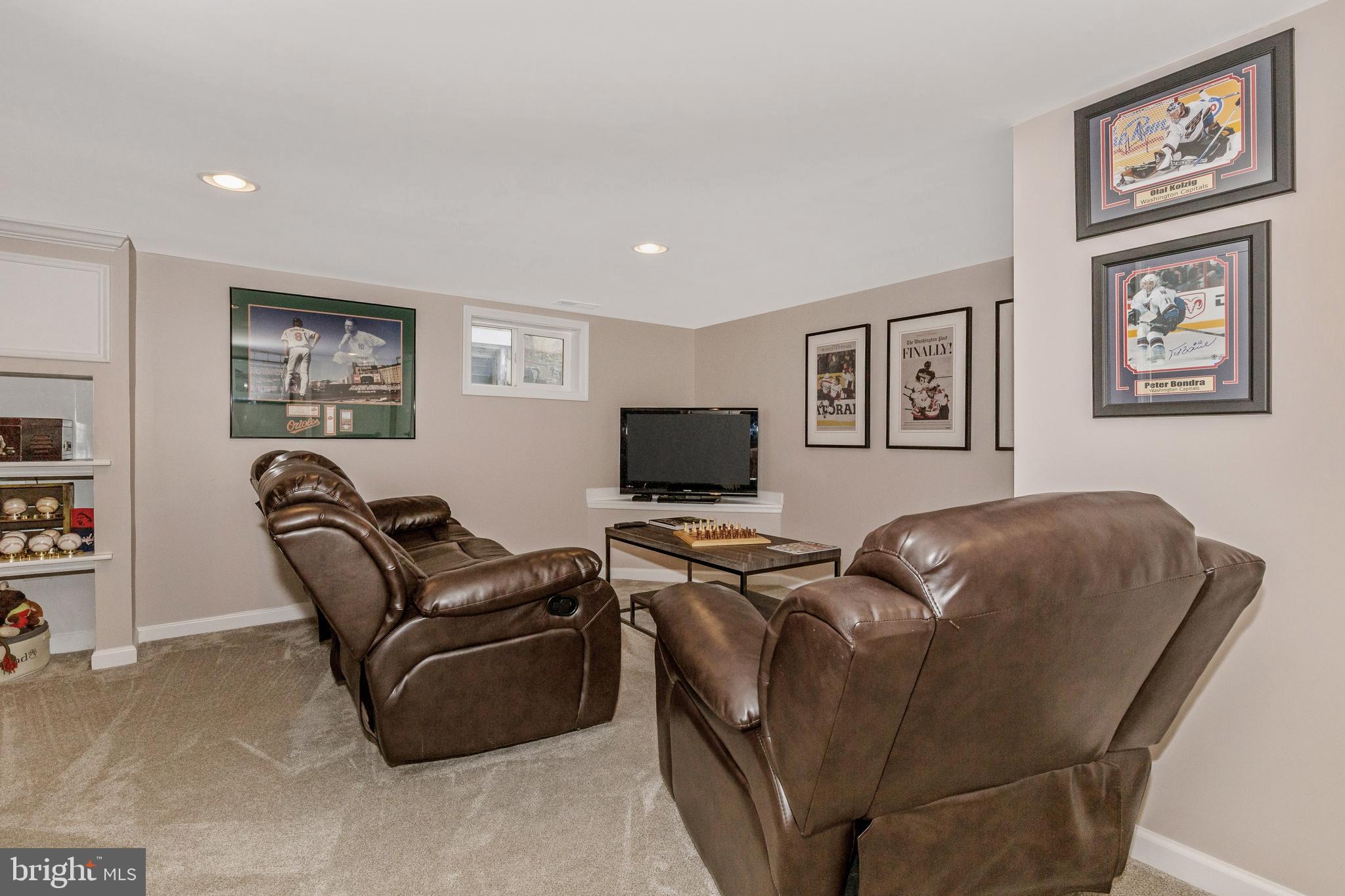 DOWNTOWN FREDERICK - Residential