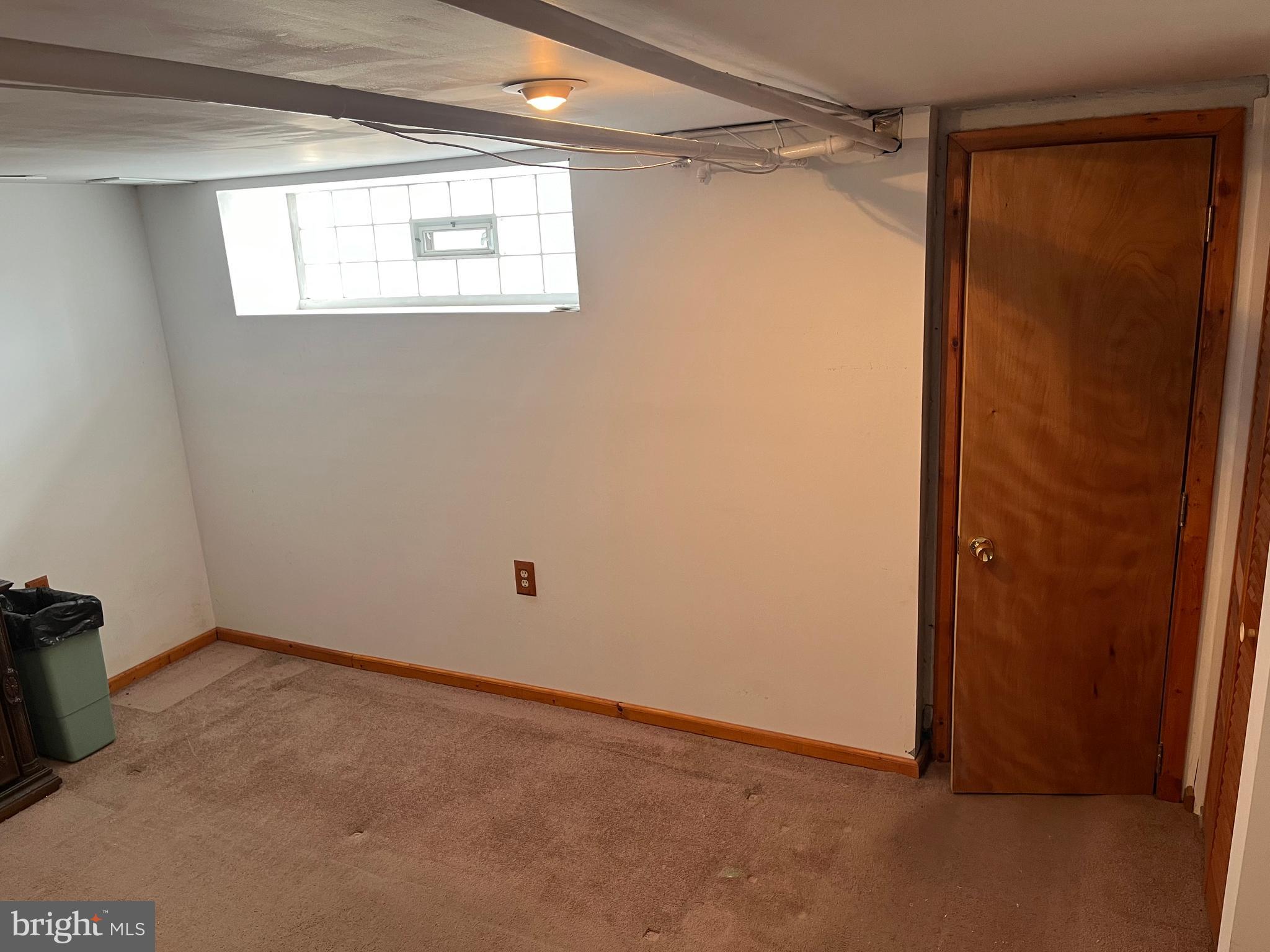 MAYFAIR (WEST) - Residential