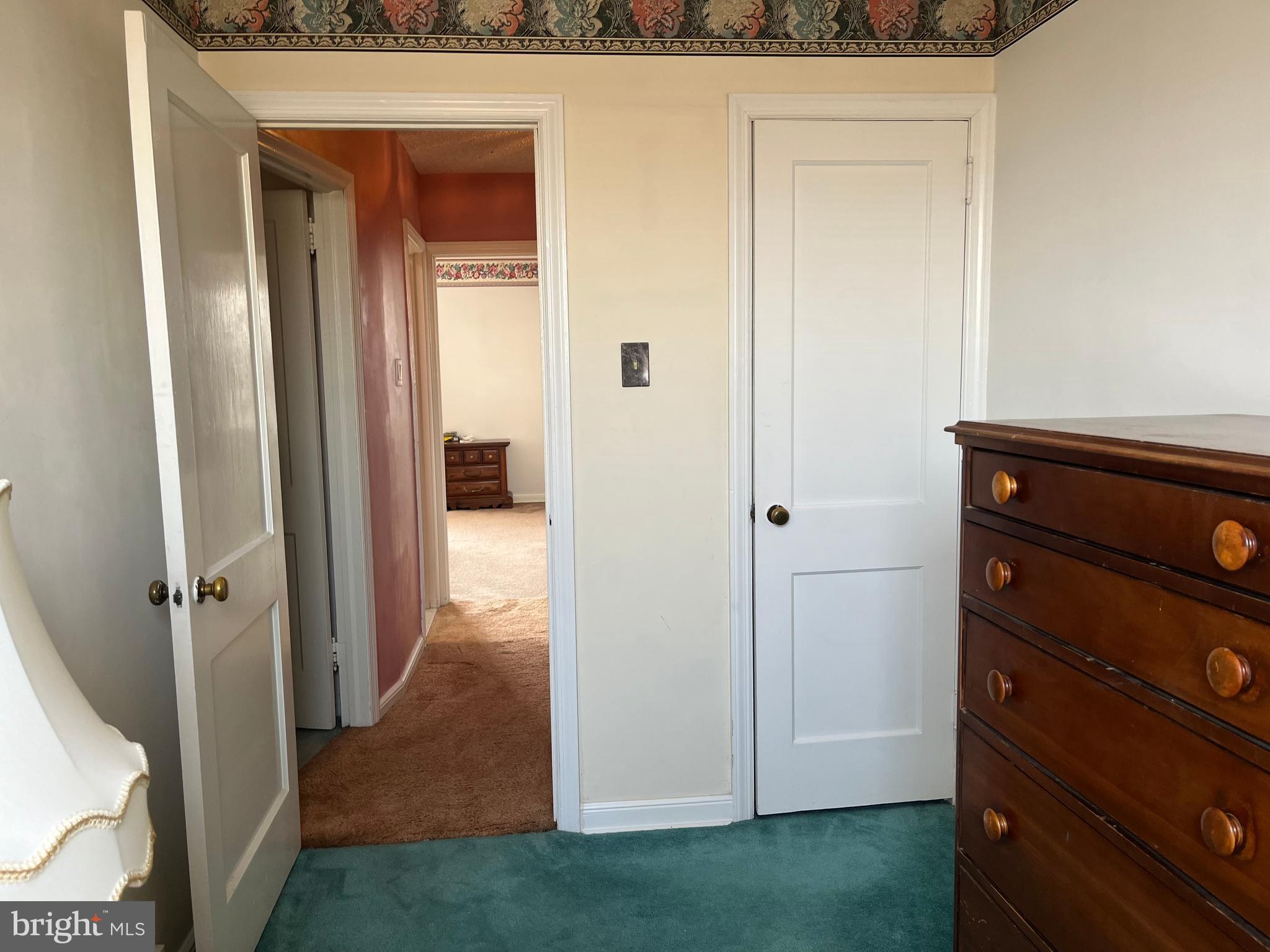 MAYFAIR (WEST) - Residential