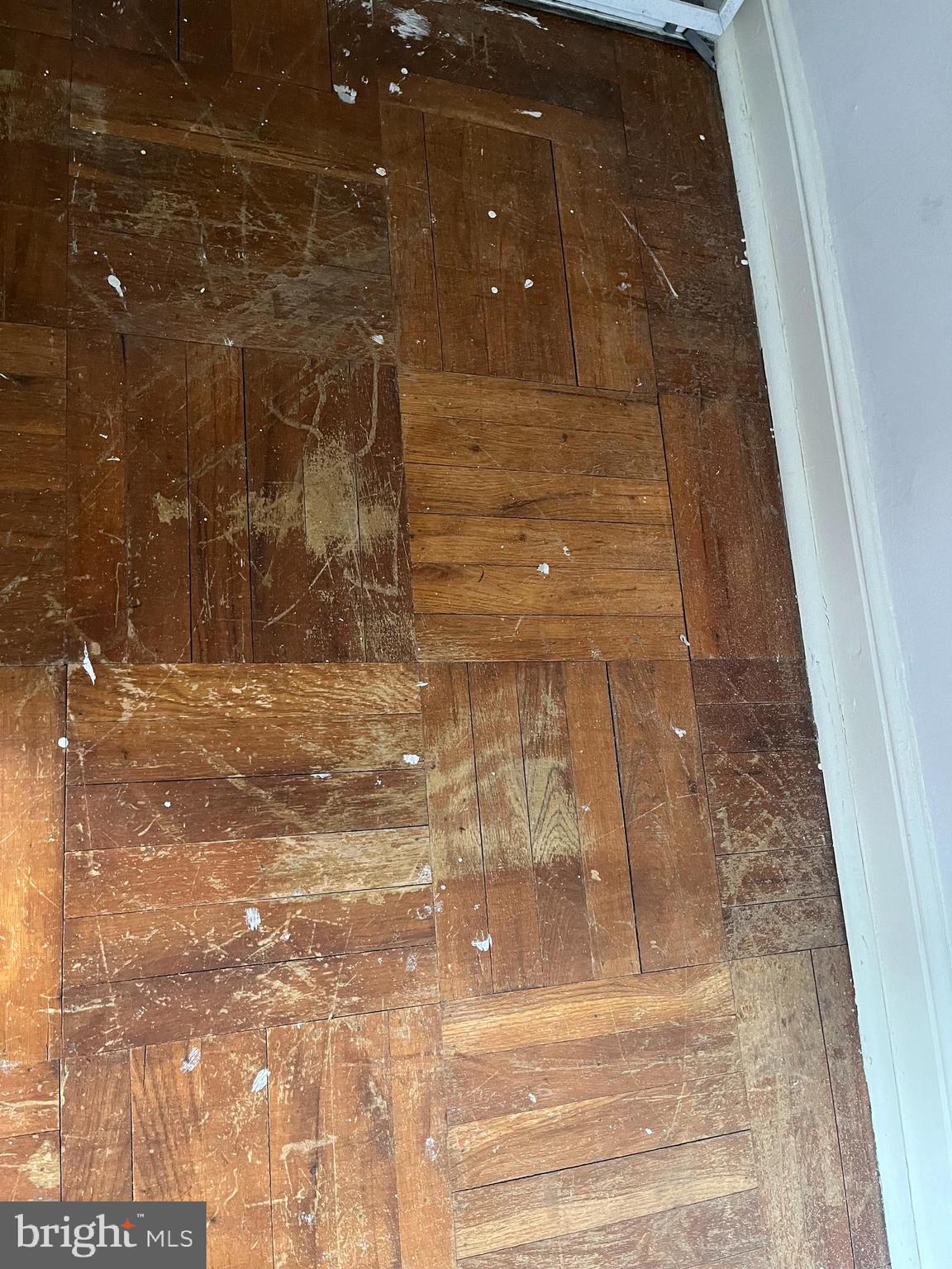 MAYFAIR (WEST) - Residential