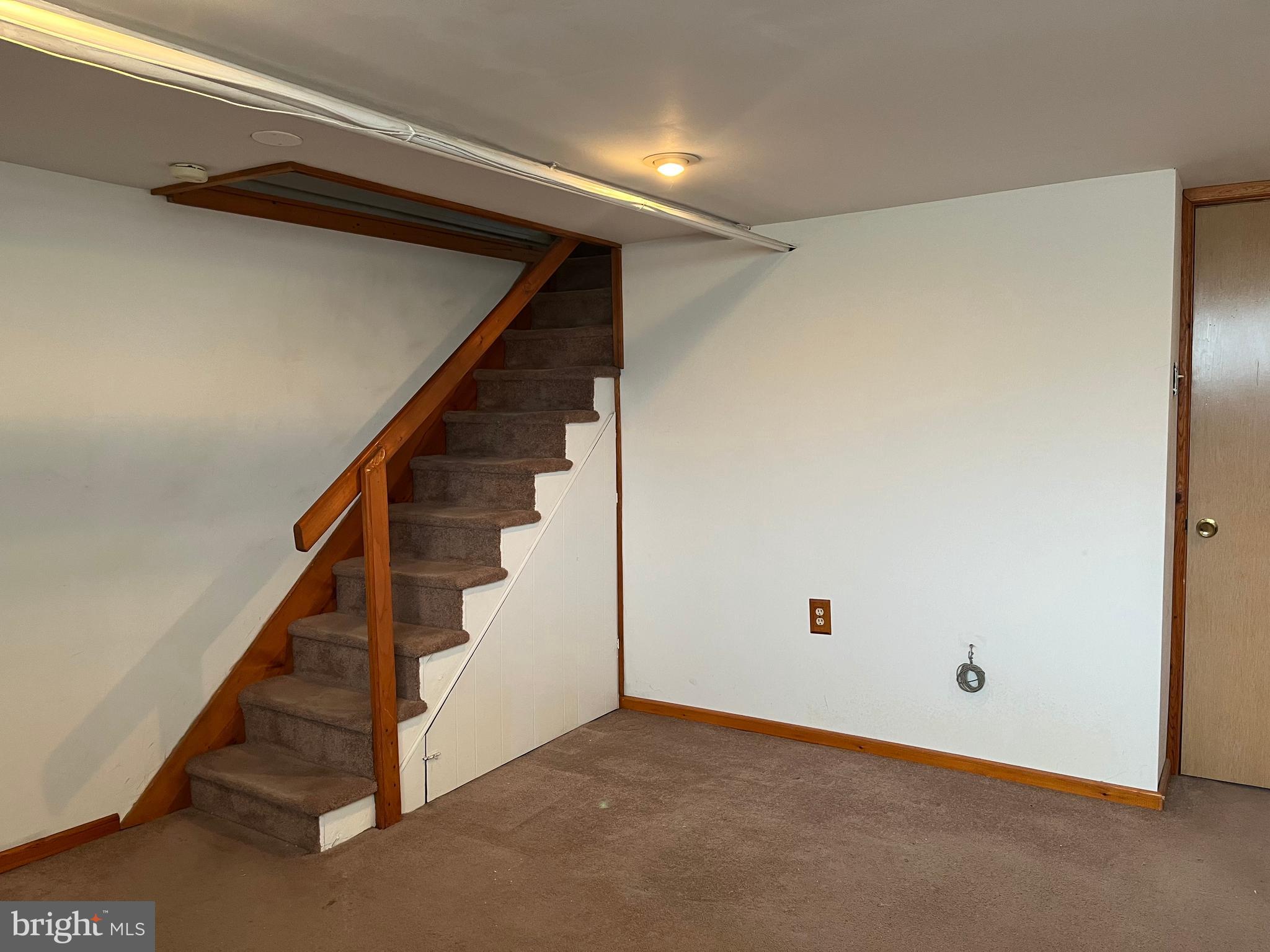 MAYFAIR (WEST) - Residential