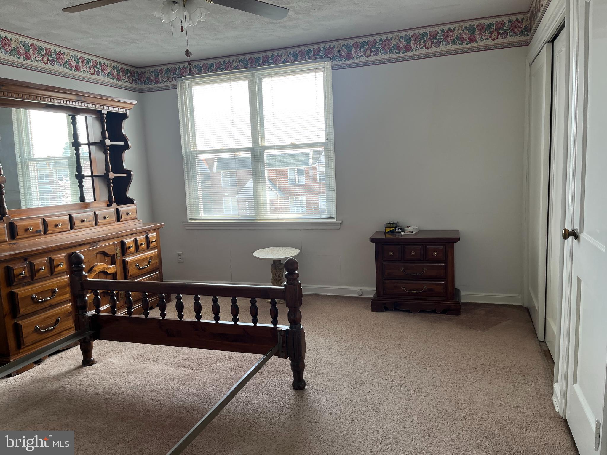 MAYFAIR (WEST) - Residential