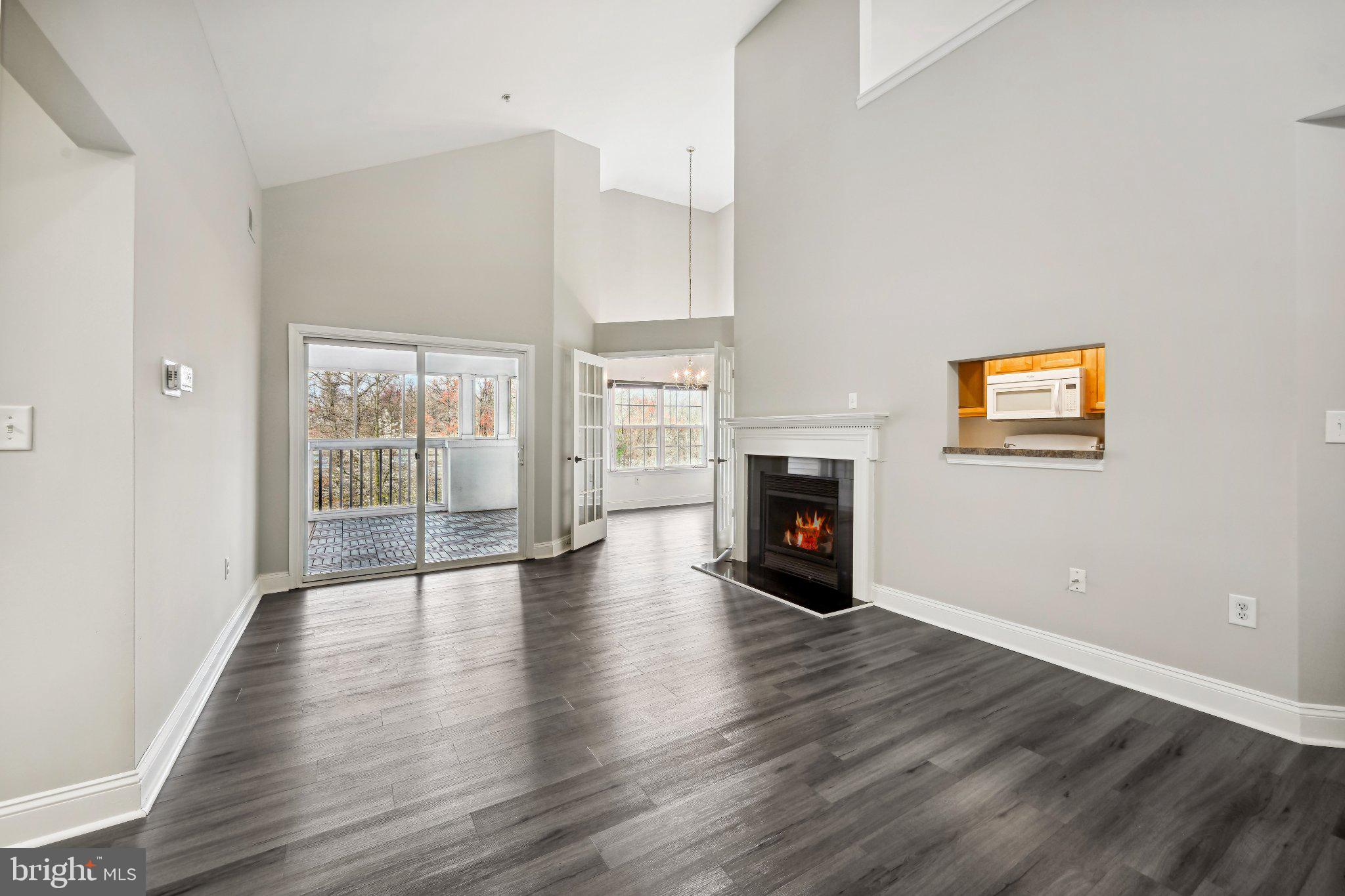 6520 LAKE PARK DRIVE 301