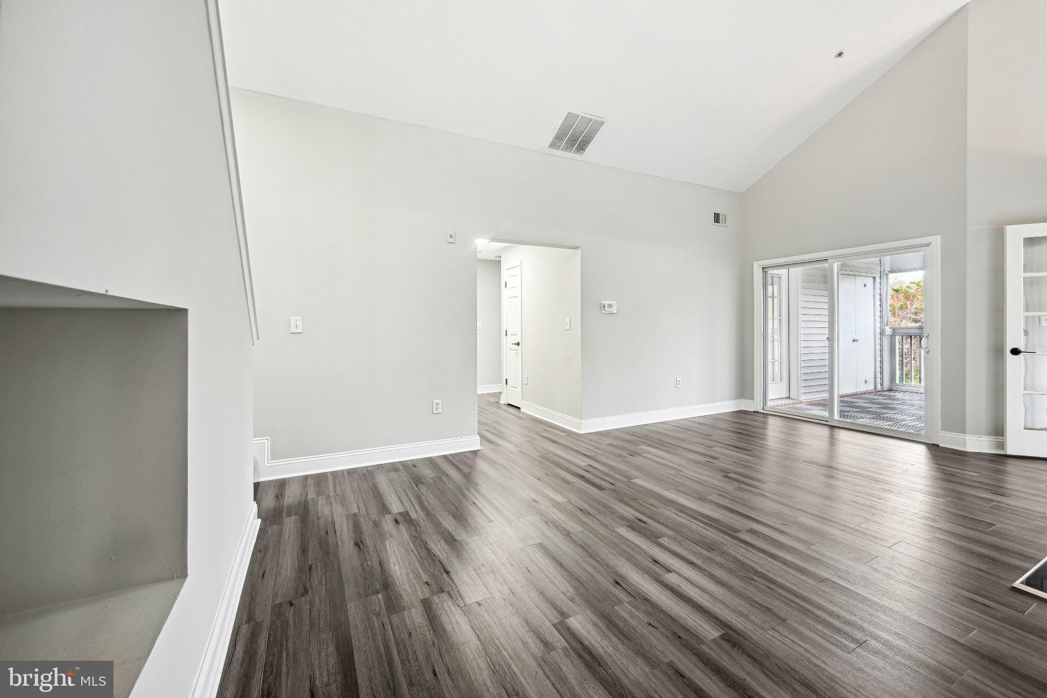 6520 LAKE PARK DRIVE 301