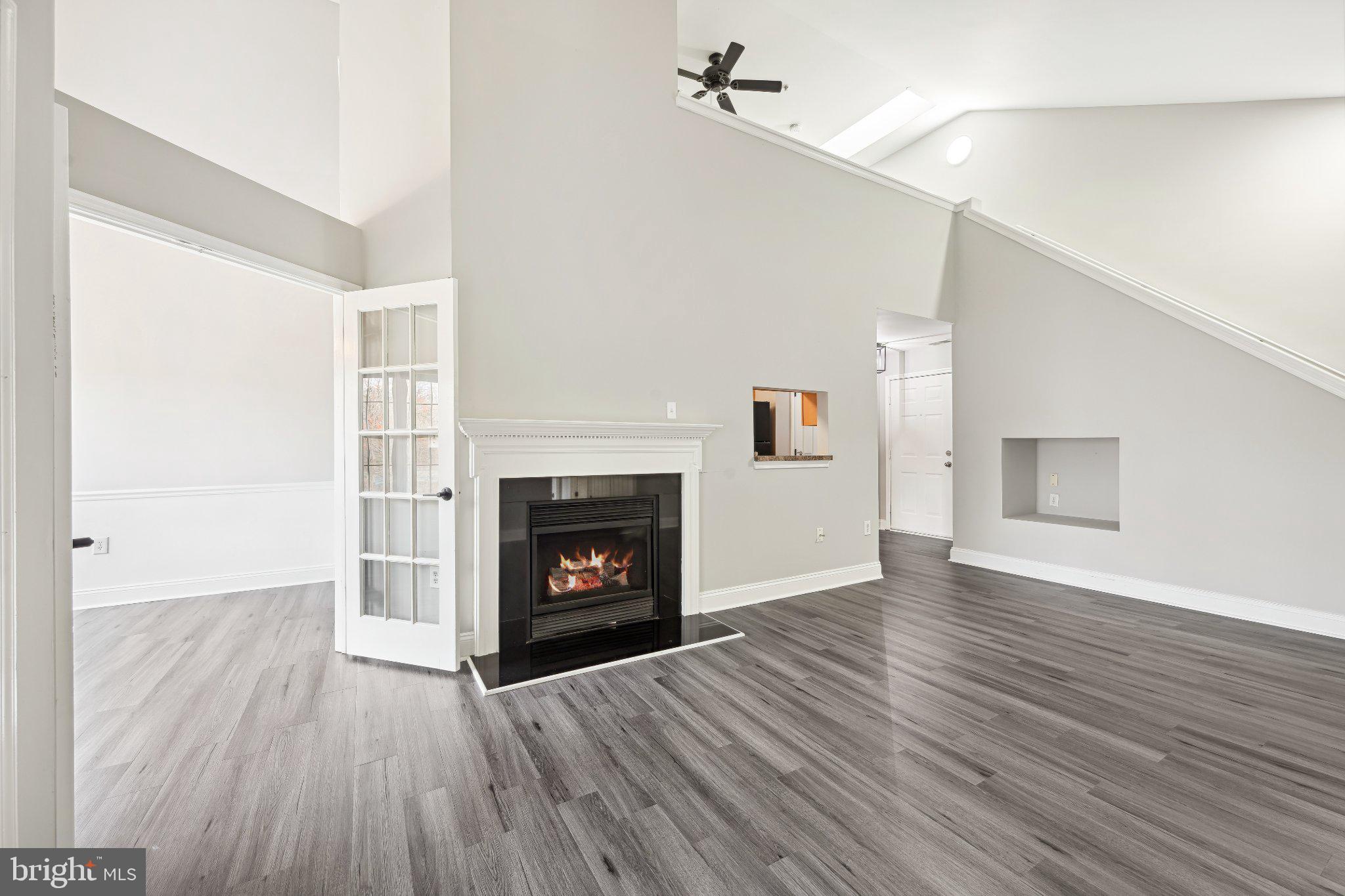 6520 LAKE PARK DRIVE 301