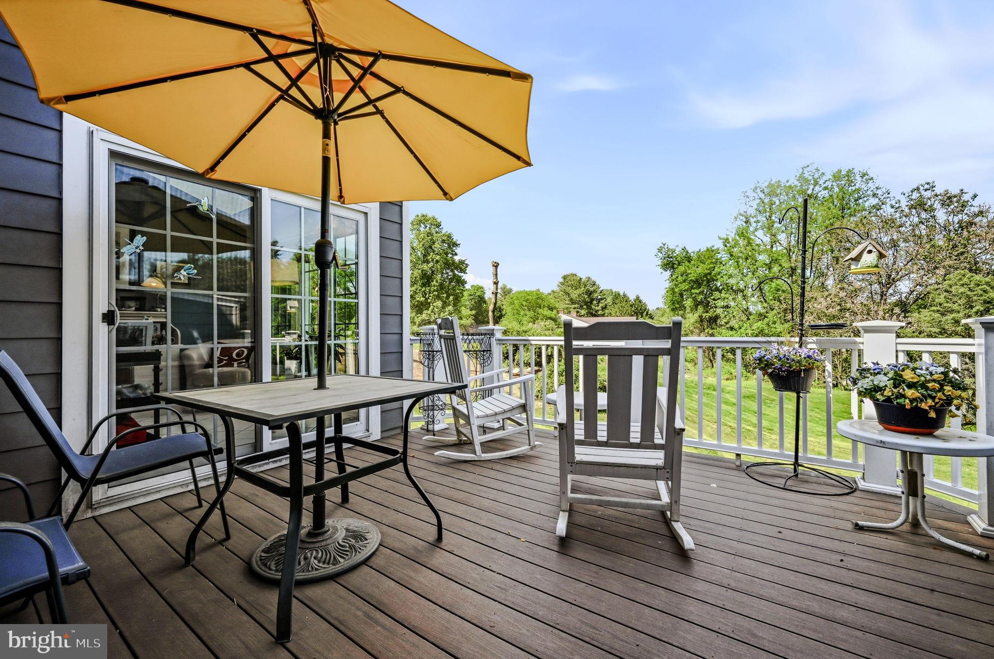 PONDS EDGE - Residential