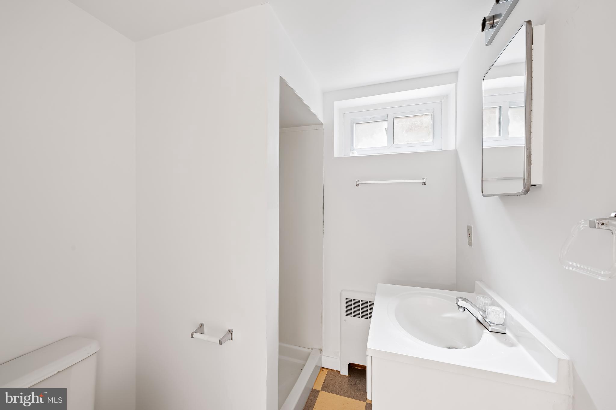 RUXTON AREA - Residential Lease