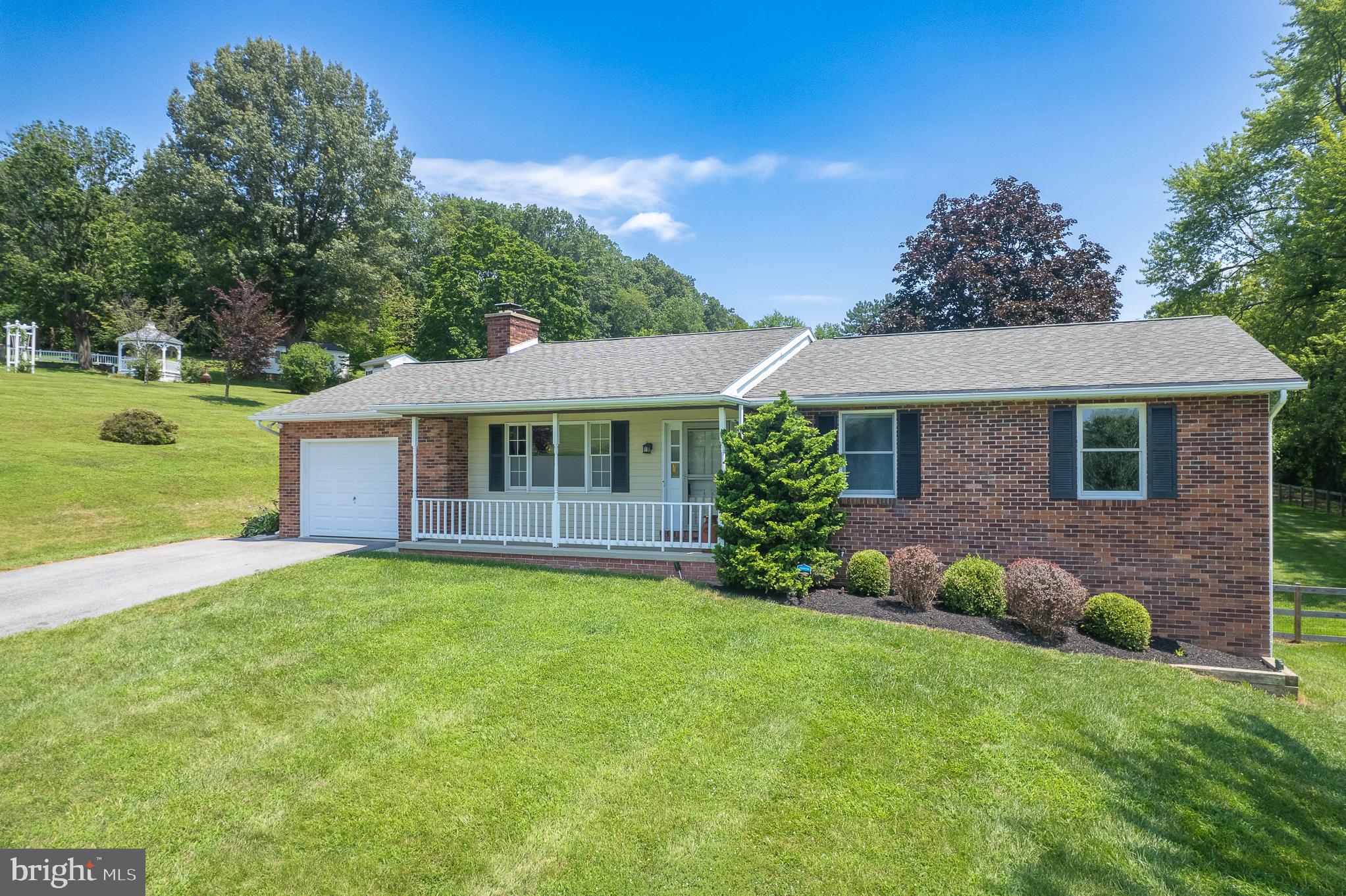 1876 SNYDERSBURG ROAD