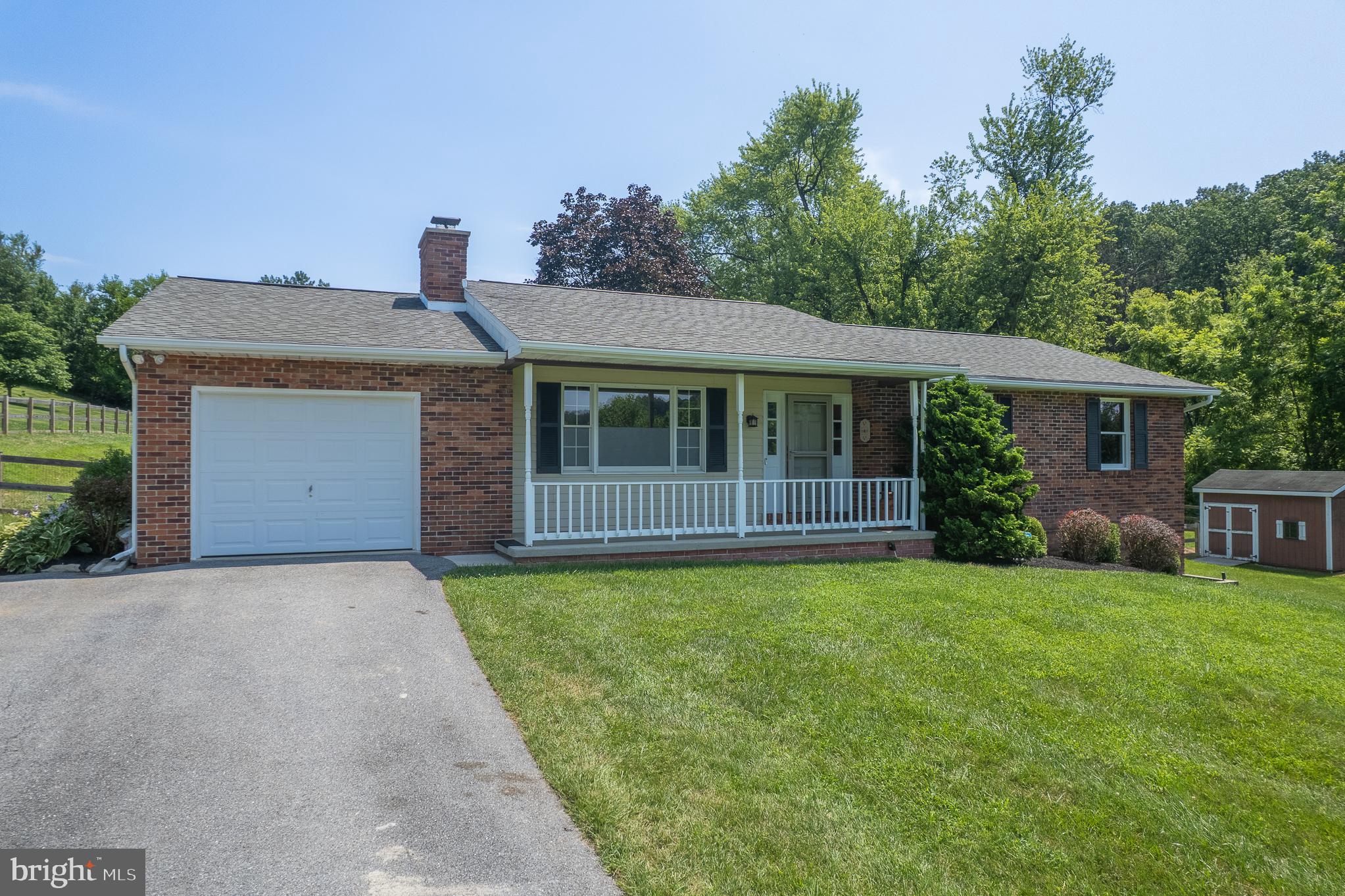 1876 SNYDERSBURG ROAD