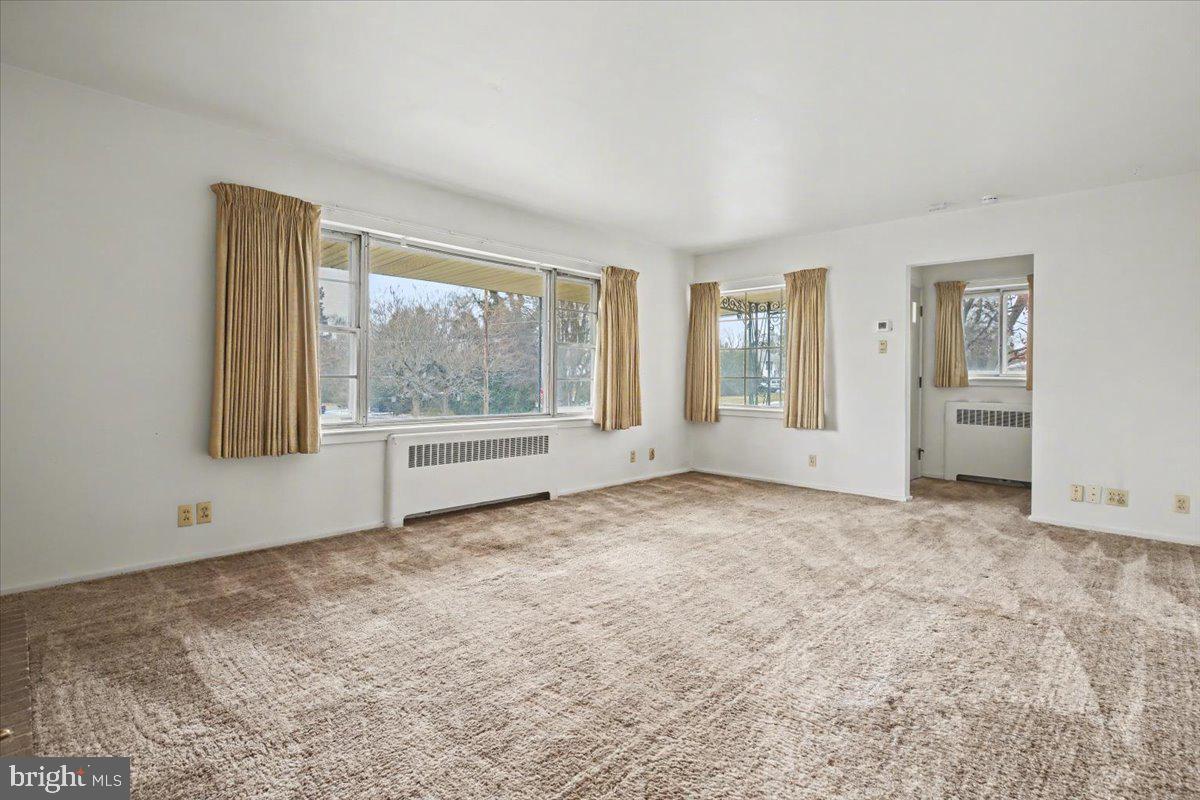 HAMILTON PARK - Residential