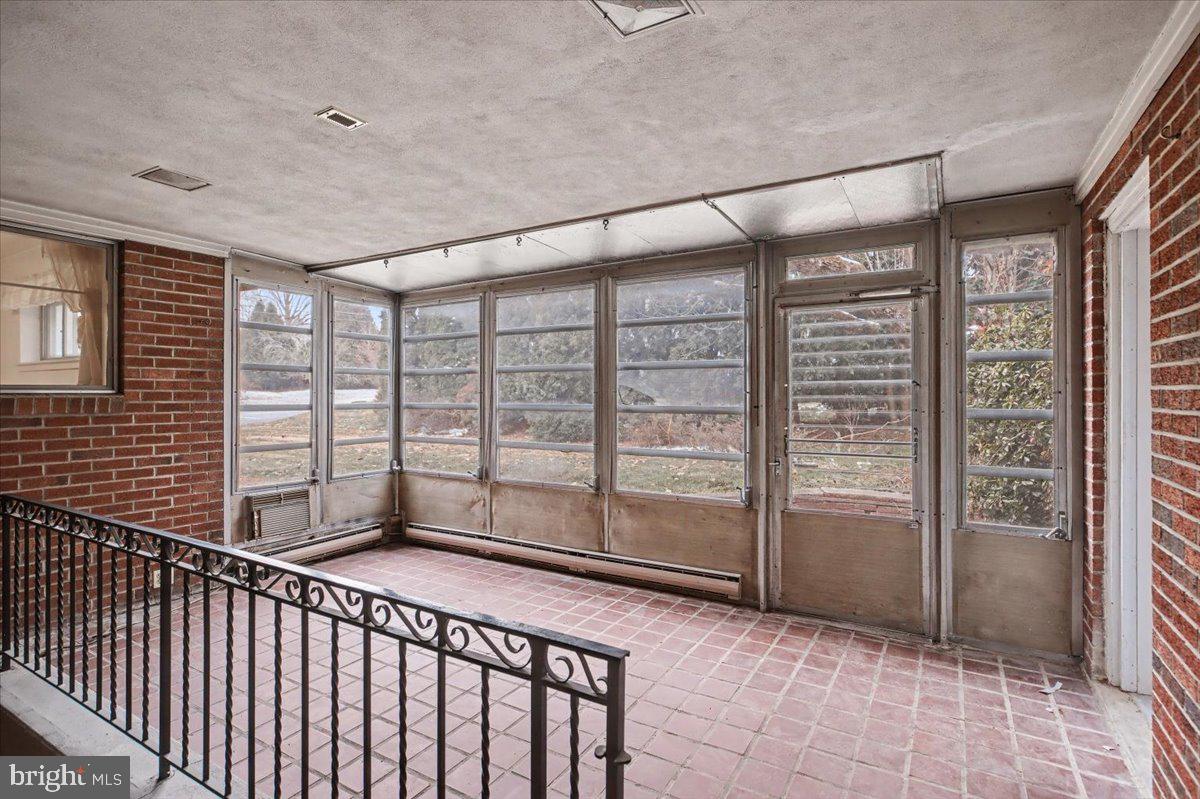 HAMILTON PARK - Residential