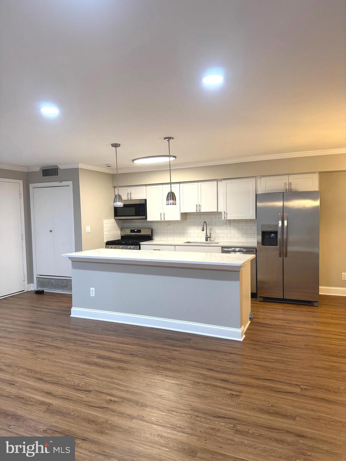 SPRINGLAKE - Residential