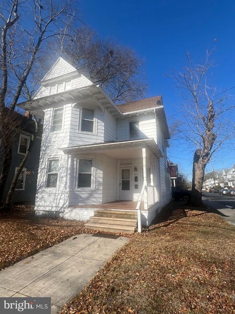 810 N DIVISION STREET SALISBURY MD 21801