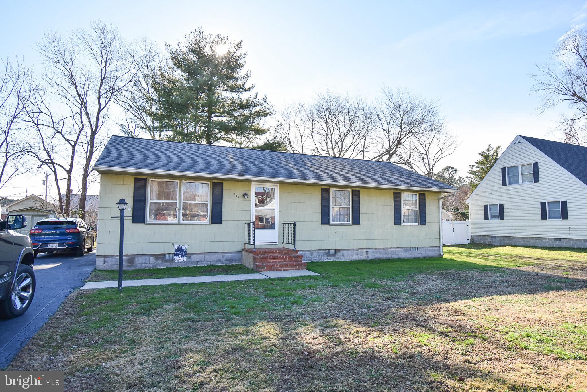 First Time Offered For Sale!!! Located on a double lot and close to the heart of St. Michael’s restaurants, shops, and waterfront parks. This three bedroom, one full bath rancher with hardwood floors awaitng your personal touch. This home is full of potential, located on quiet in town street just down from St. Michaels Harbor. The paved driveway gives space for two cars along with additional street parking.