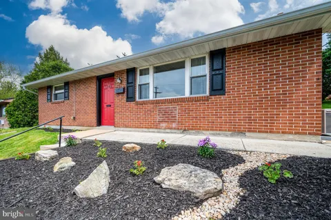 1392 New Holland Road, Reading, PA MLS: PABK2072038