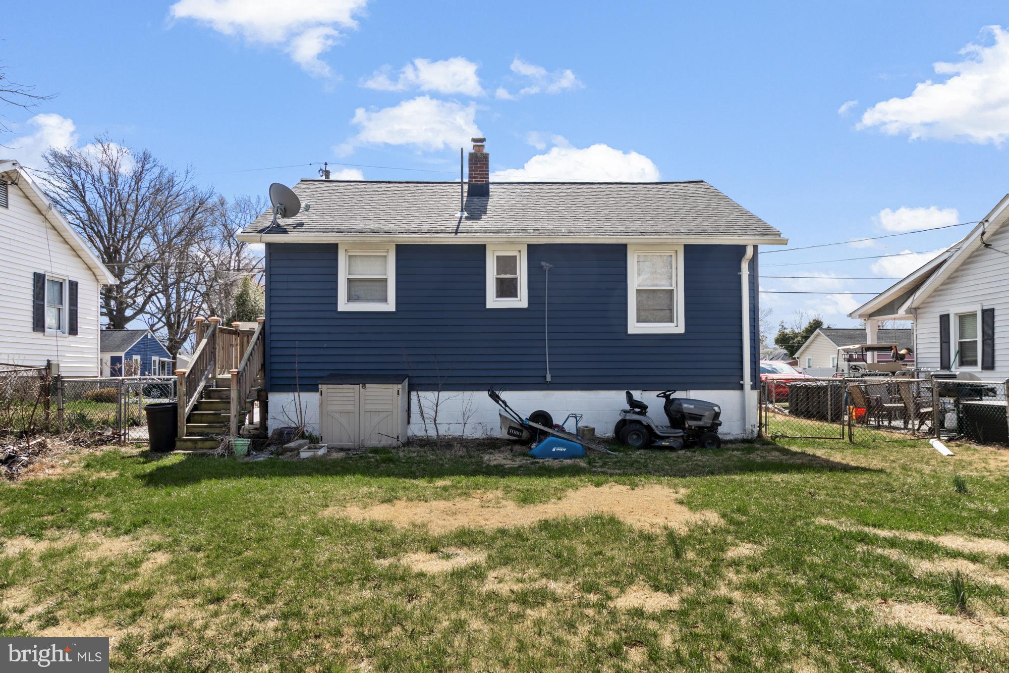 MARLYN TERRACE - Residential