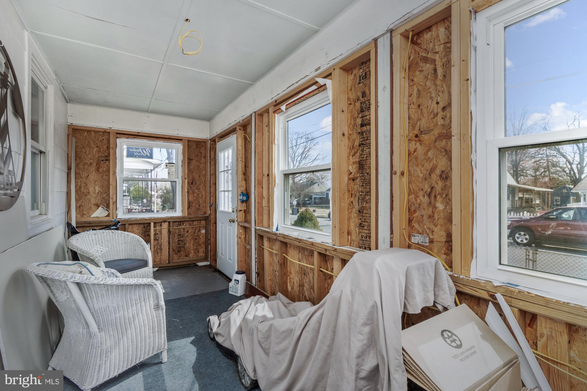 MARLYN TERRACE - Residential