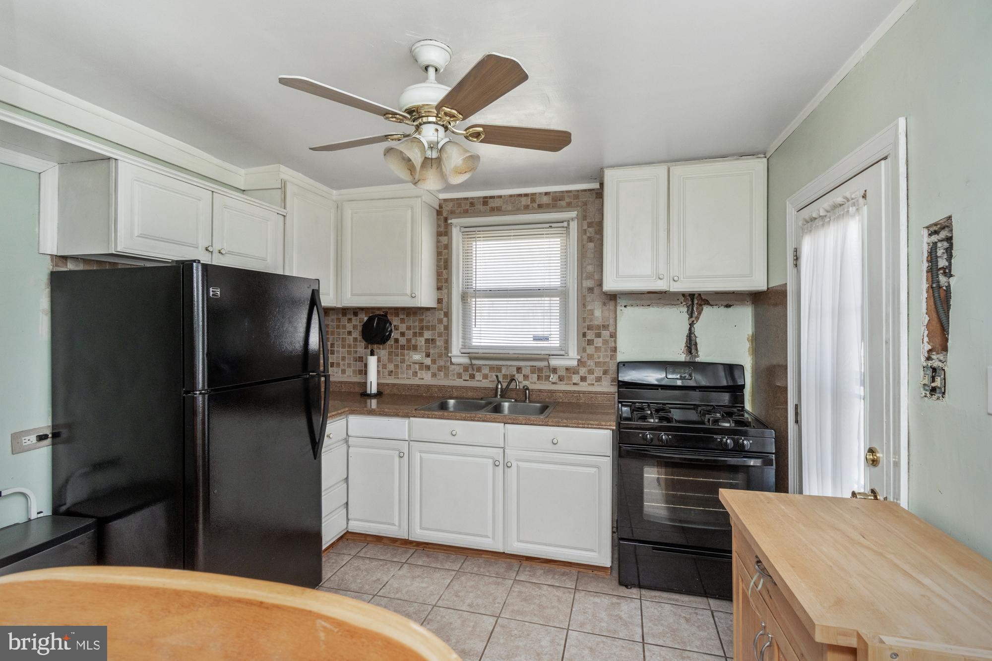 MARLYN TERRACE - Residential