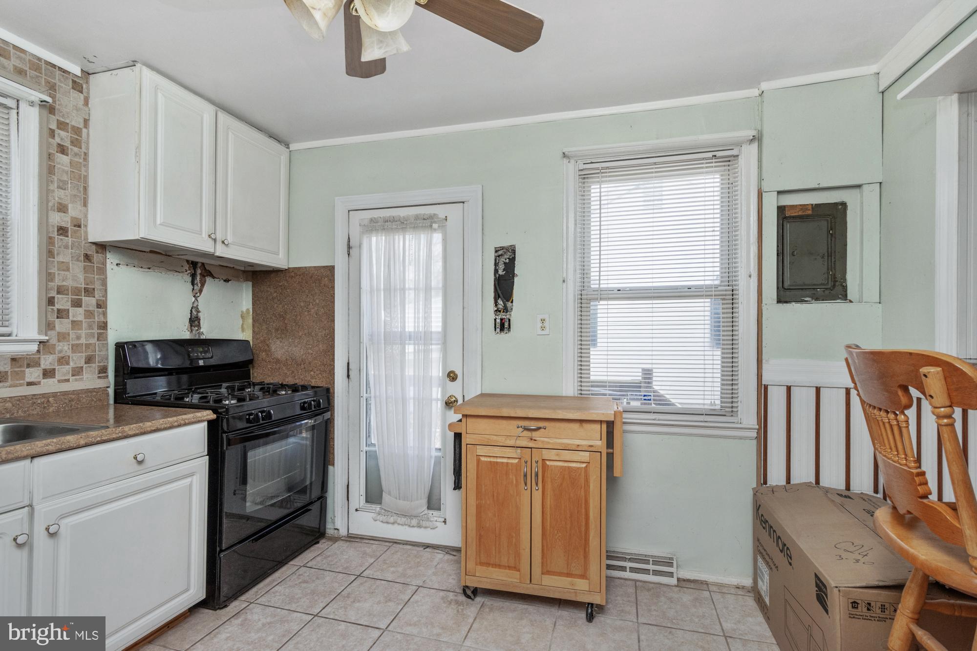 MARLYN TERRACE - Residential