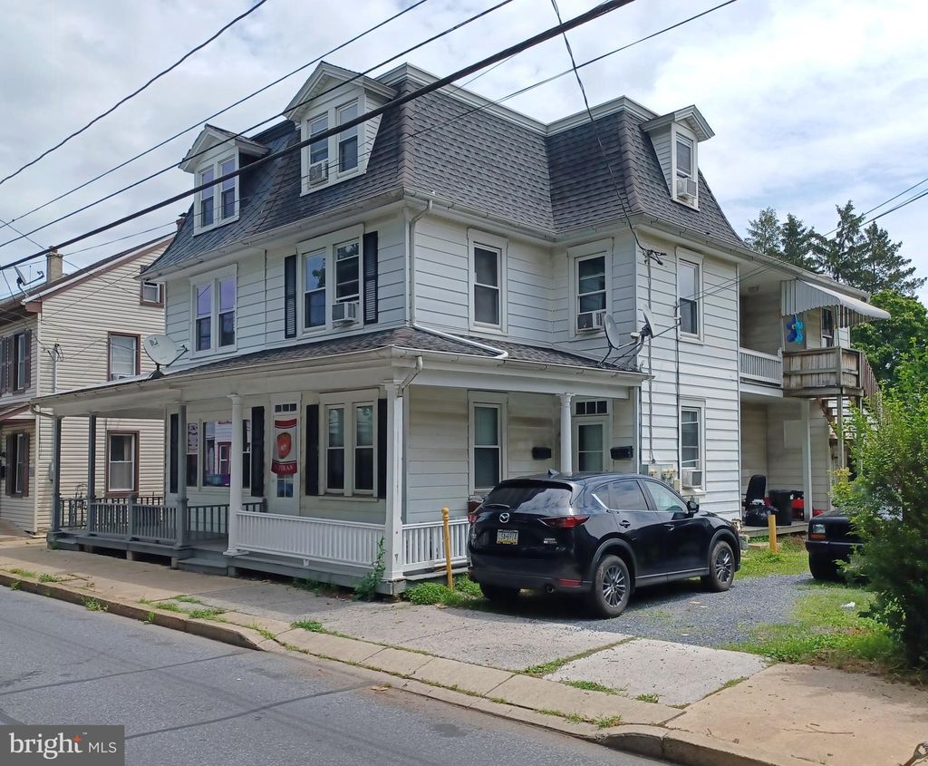 Photo of 43 W Ferdinand Street, MANHEIM, PA 17545 (MLS # PALA2074738)