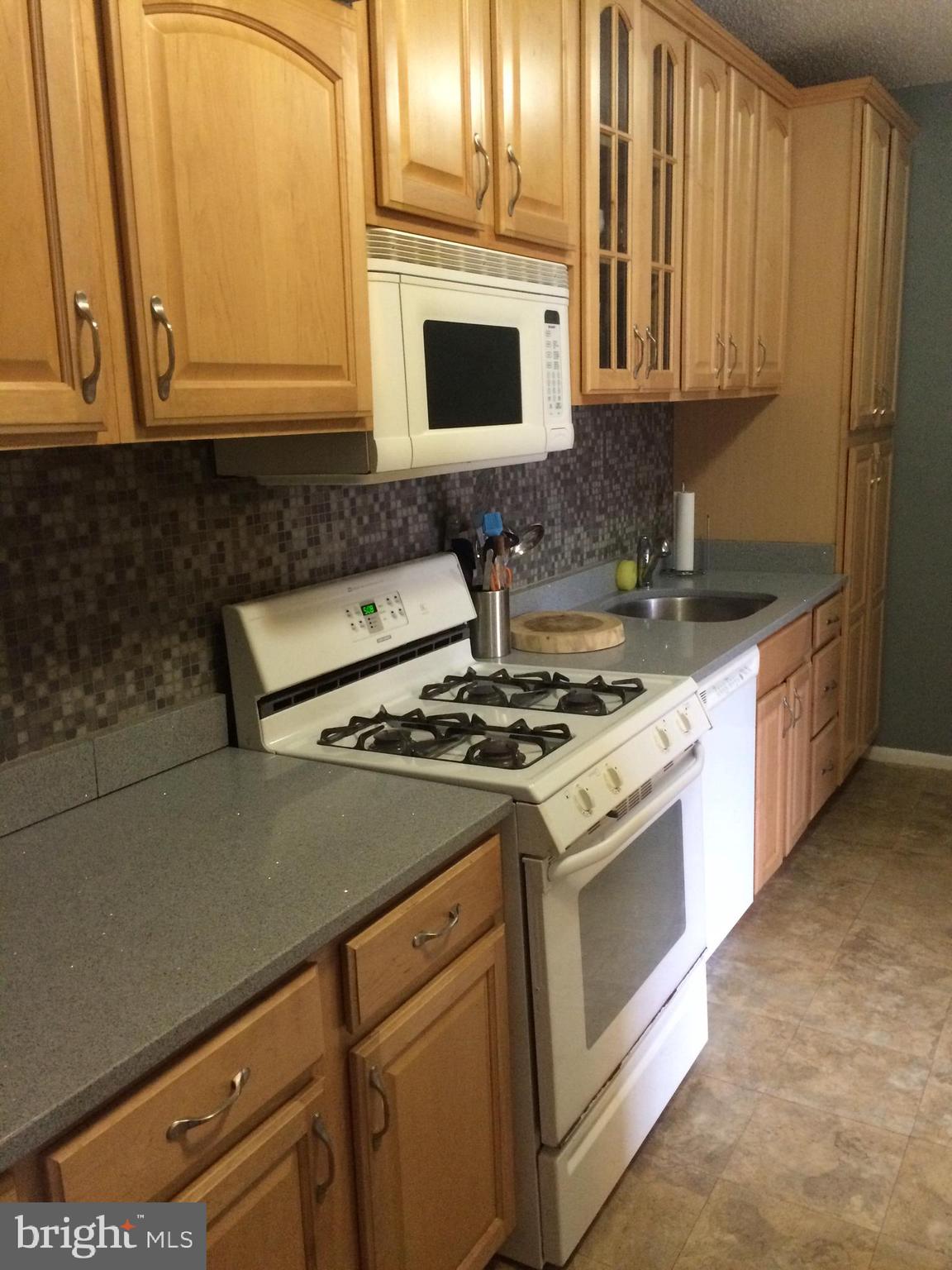 HUNTERS WOODS VILLAGE - Residential Lease