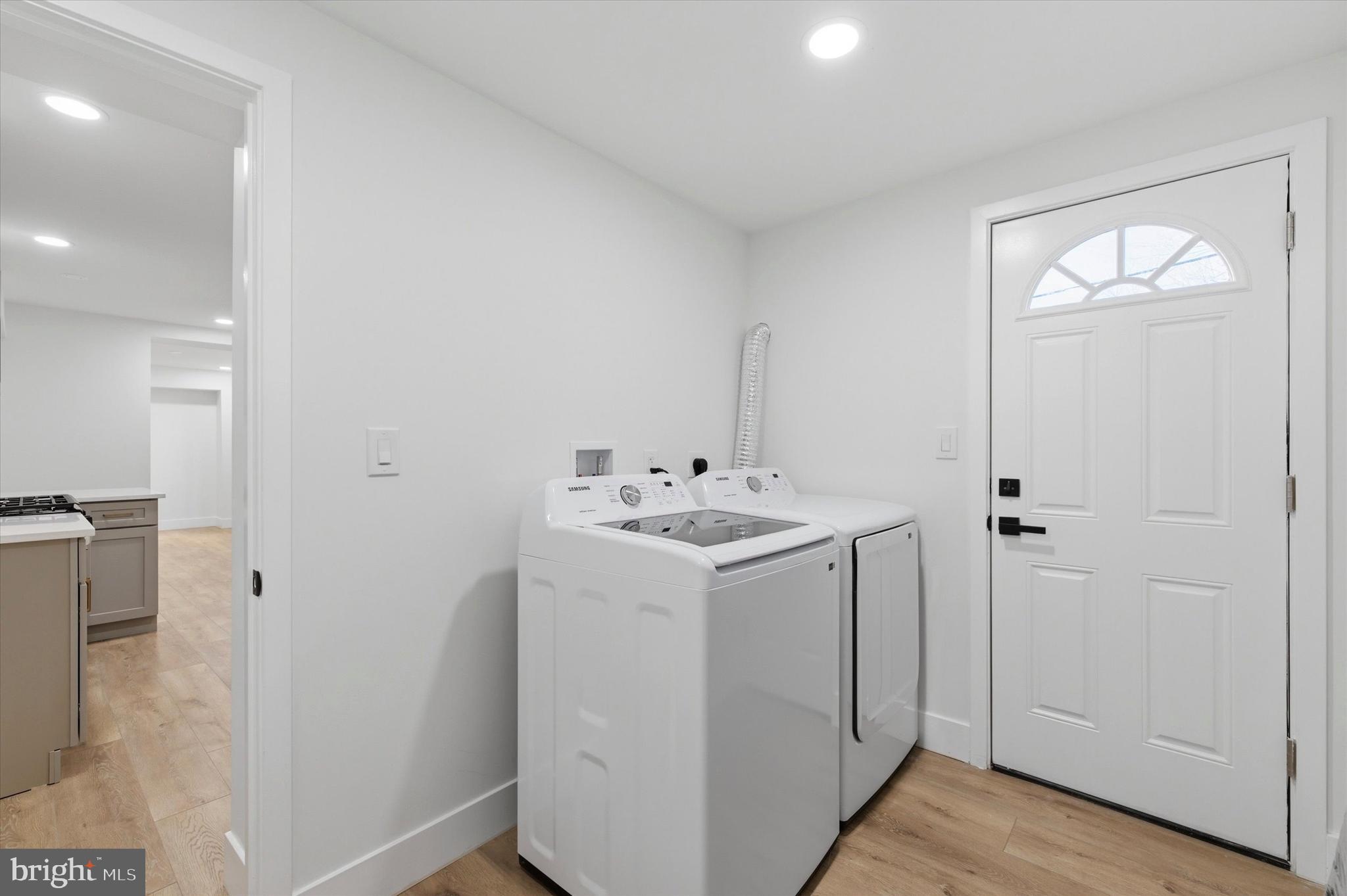 KENSINGTON - Residential