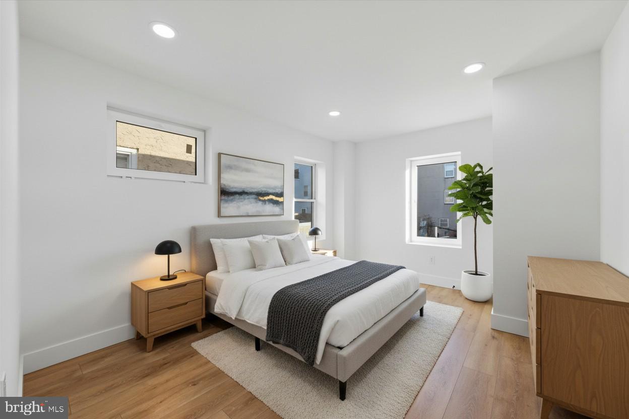 KENSINGTON - Residential