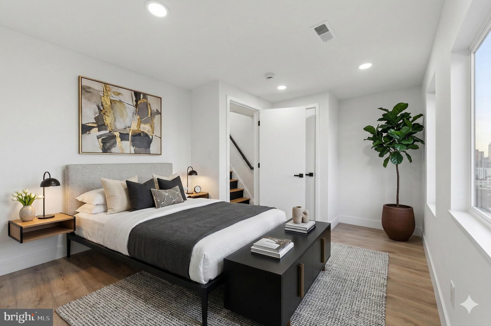 KENSINGTON - Residential