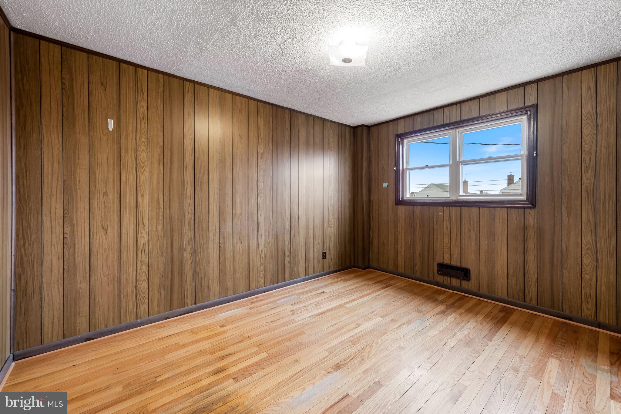 EASTFIELD - Residential