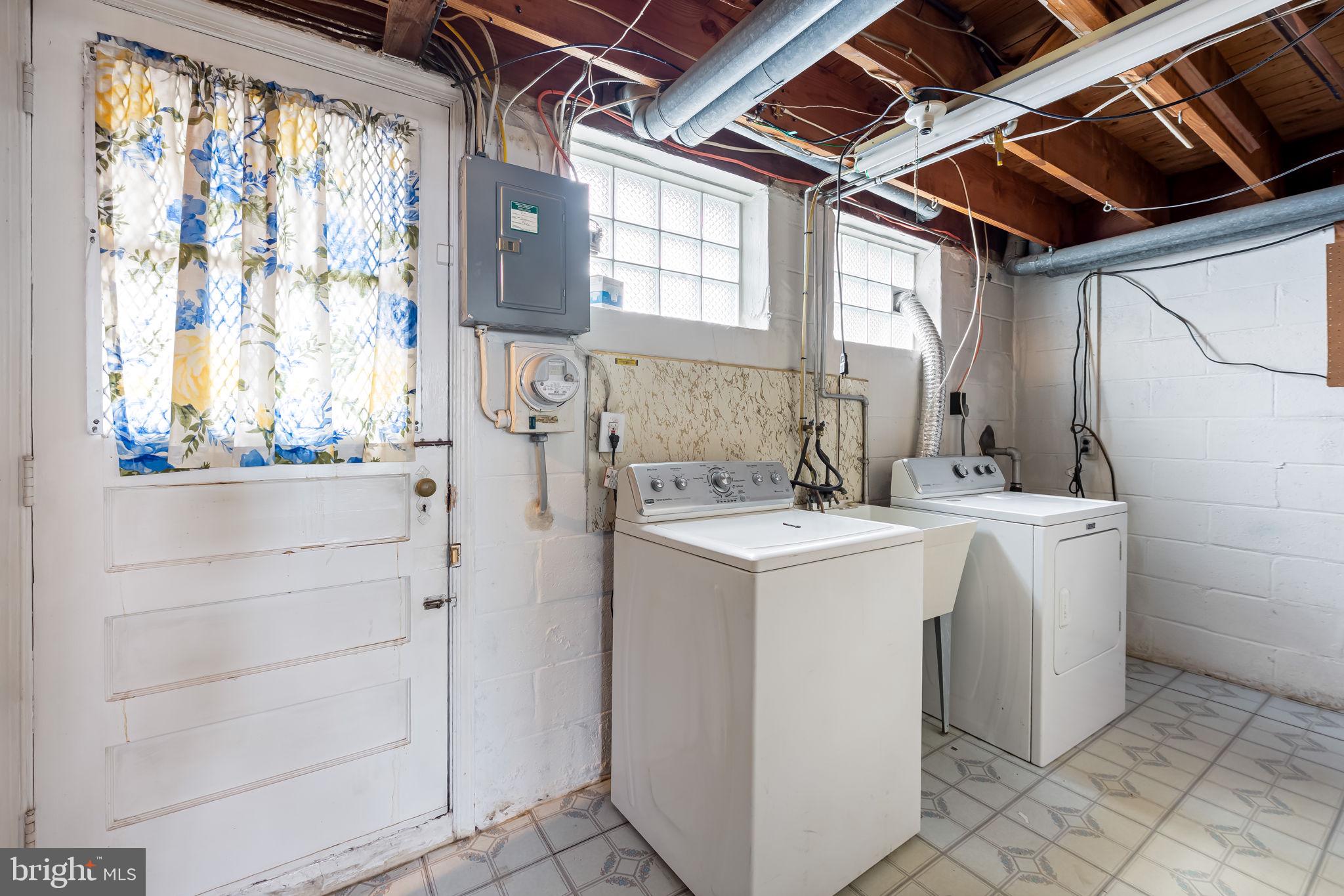 EASTFIELD - Residential