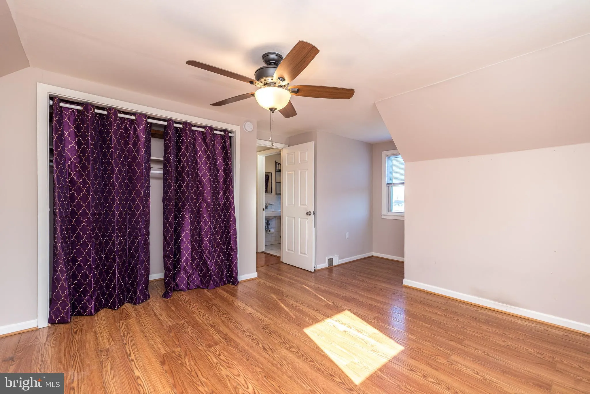 Horsham, Pennsylvania 19044, United States, 4 Bedrooms Bedrooms, ,2 BathroomsBathrooms,Residential,Pending,84772