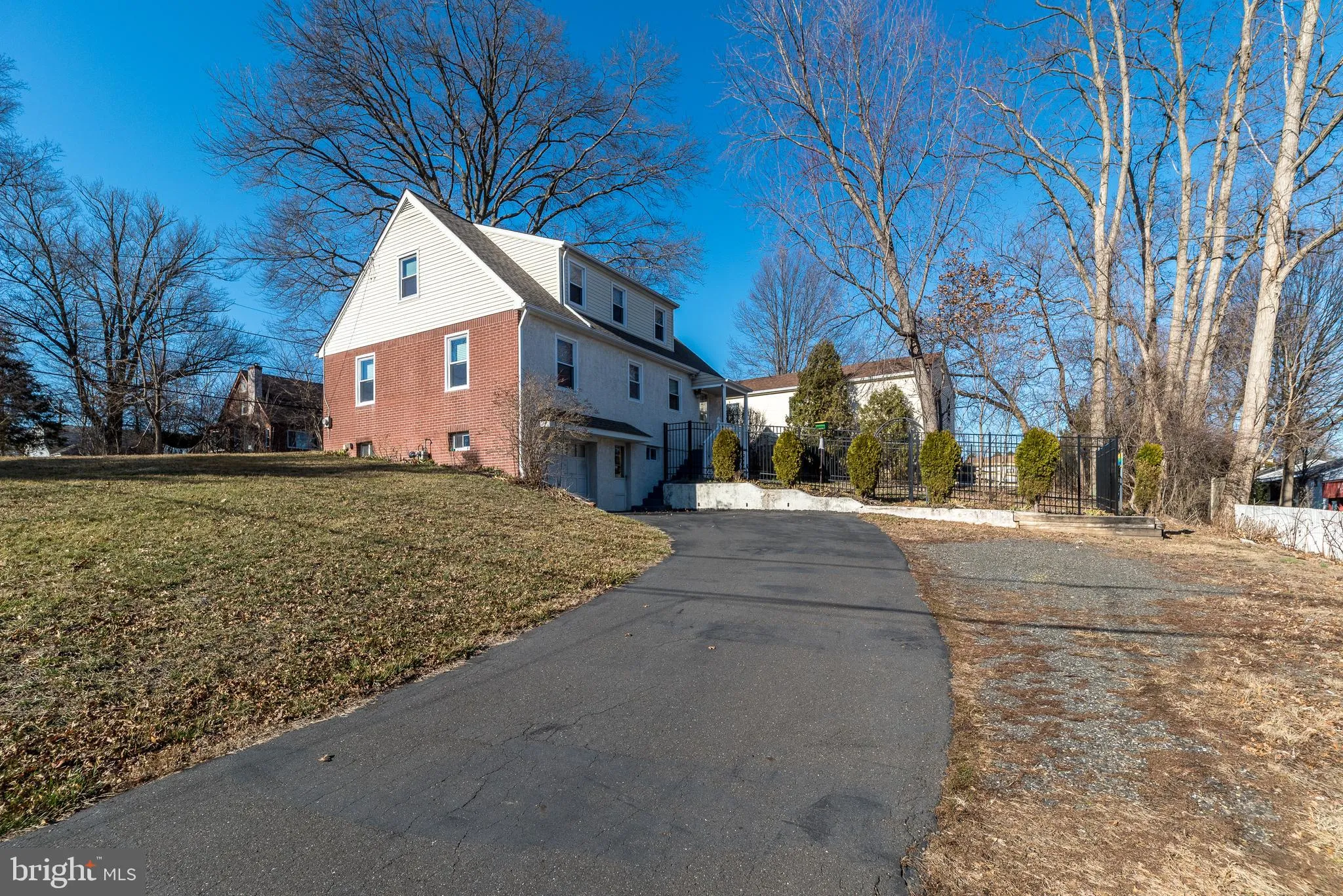 Horsham, Pennsylvania 19044, United States, 4 Bedrooms Bedrooms, ,2 BathroomsBathrooms,Residential,Pending,84772