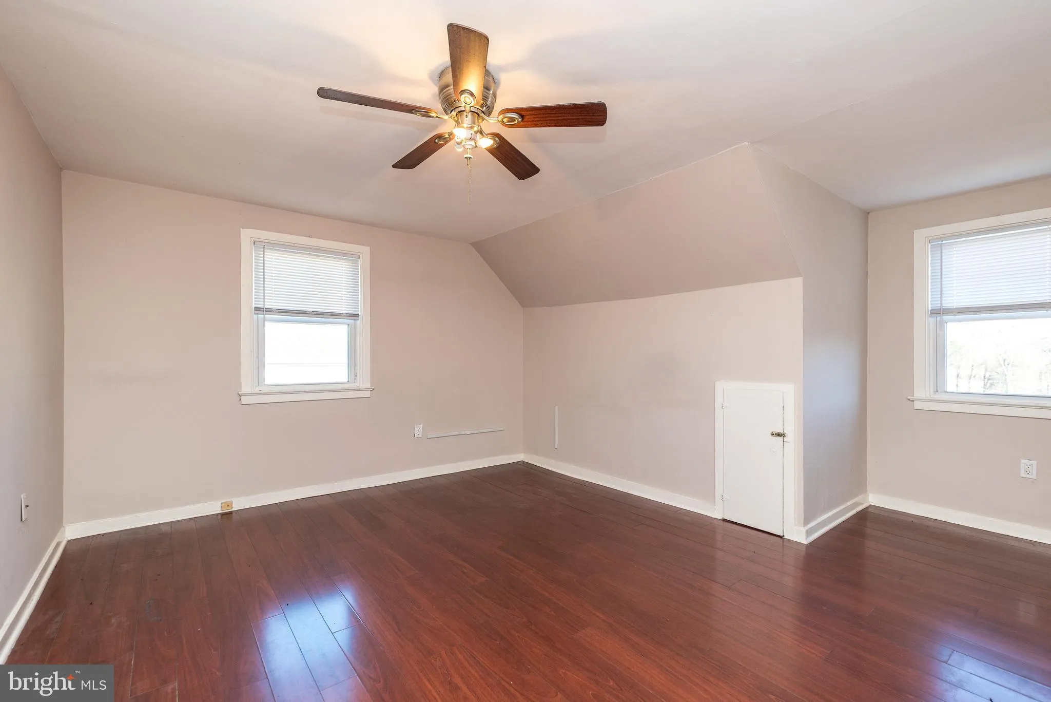 Horsham, Pennsylvania 19044, United States, 4 Bedrooms Bedrooms, ,2 BathroomsBathrooms,Residential,Pending,84772