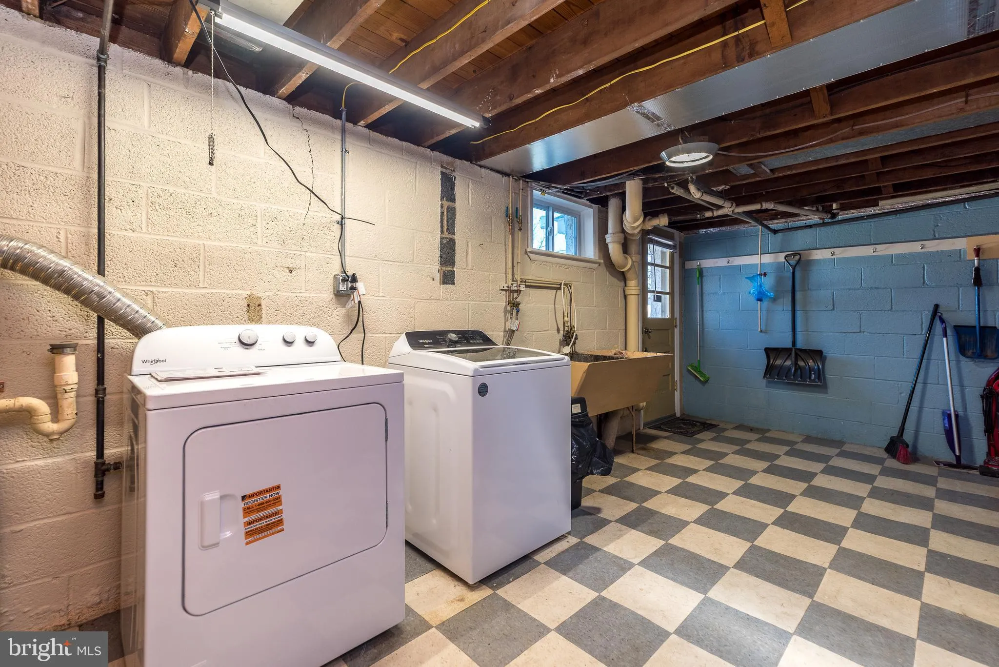 Horsham, Pennsylvania 19044, United States, 4 Bedrooms Bedrooms, ,2 BathroomsBathrooms,Residential,Pending,84772