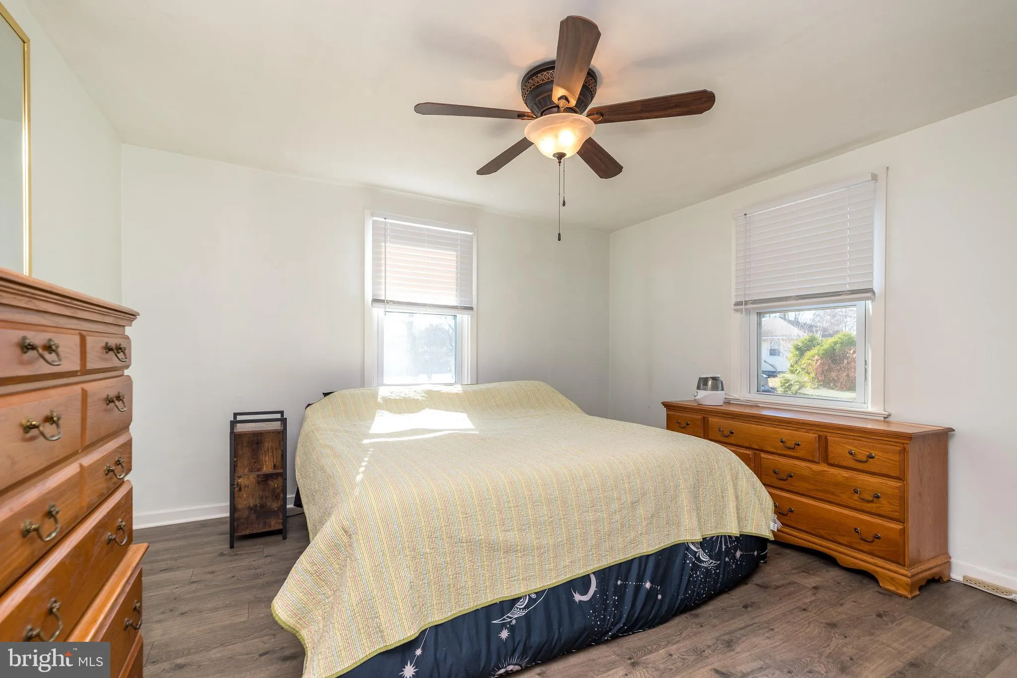 Horsham, Pennsylvania 19044, United States, 4 Bedrooms Bedrooms, ,2 BathroomsBathrooms,Residential,Pending,84772