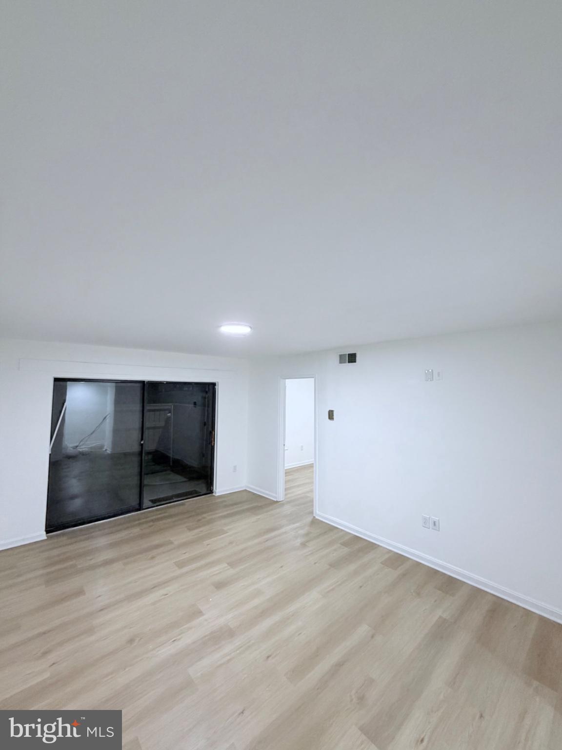 HUNTING RIDGE CONDOMINIUM - Residential