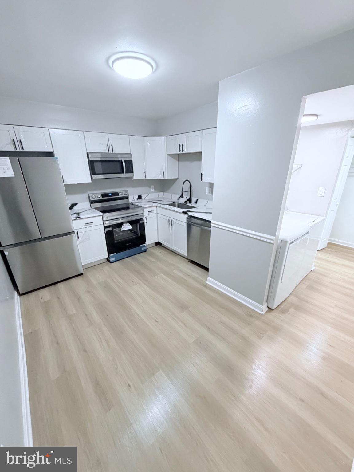 HUNTING RIDGE CONDOMINIUM - Residential