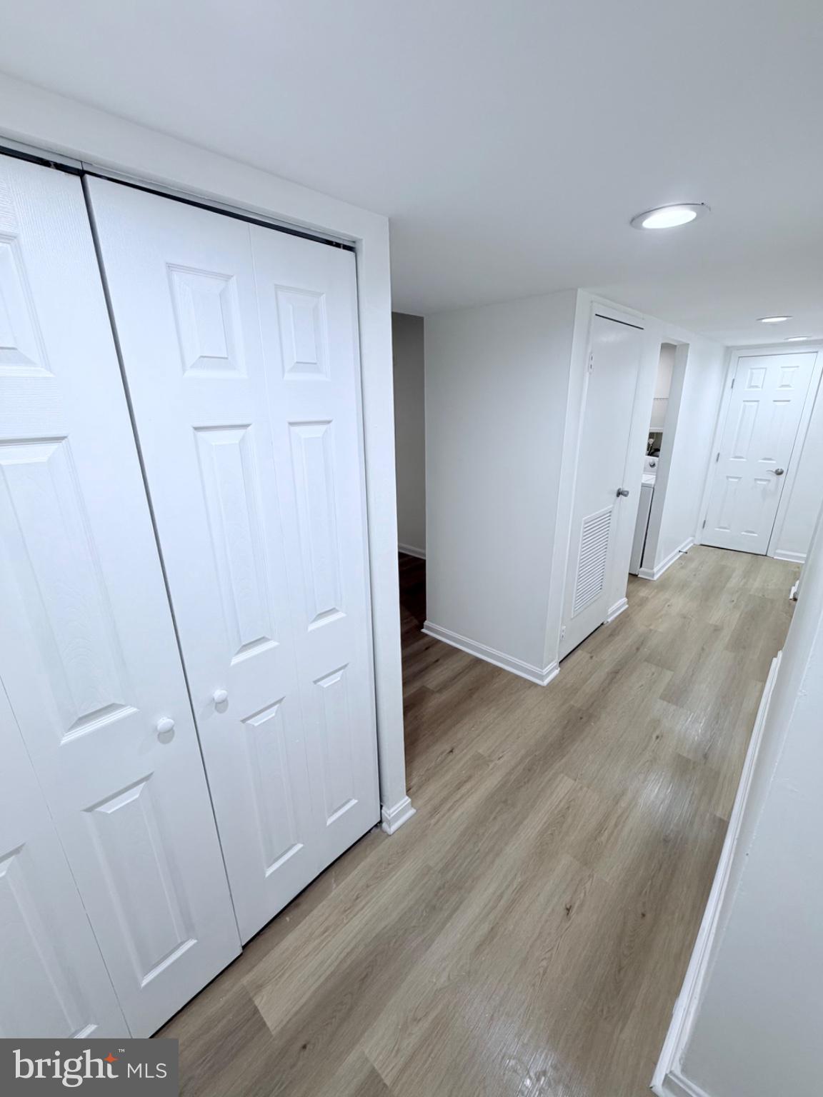 HUNTING RIDGE CONDOMINIUM - Residential