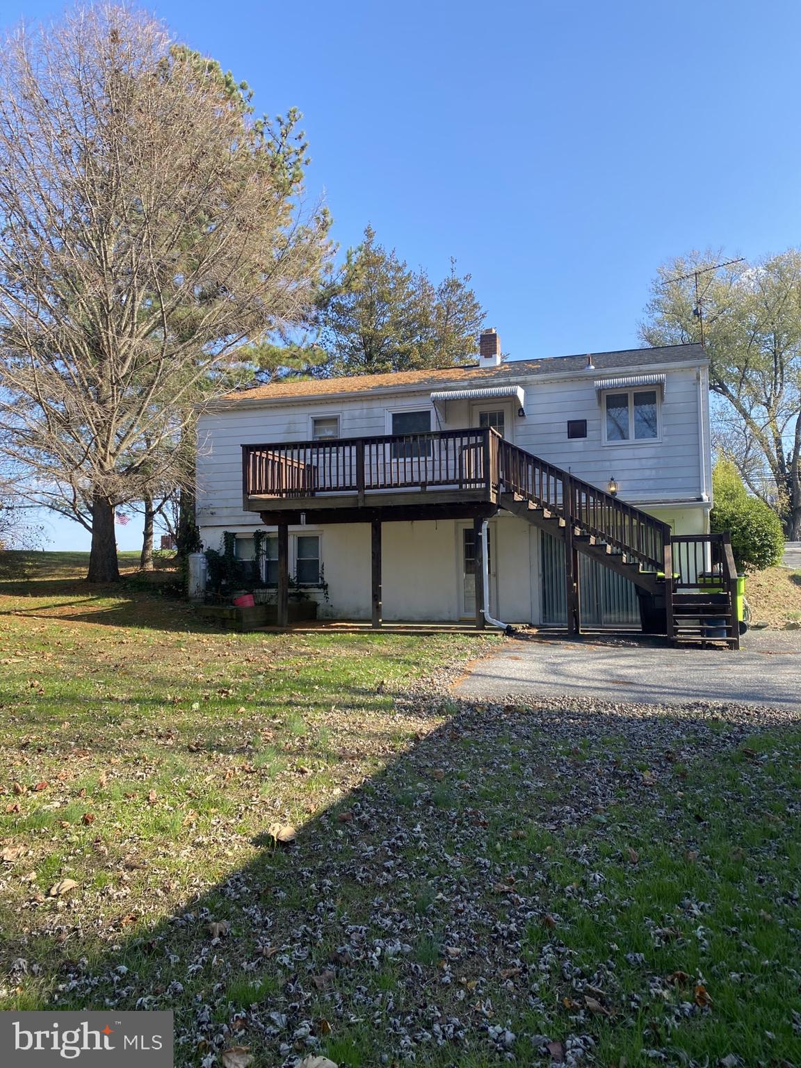 HILL N DALE - Residential Lease